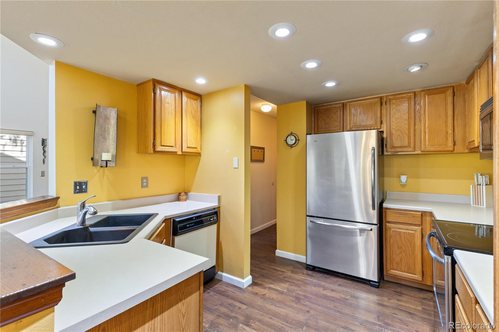 MLS Image #8 for 2077 e phillips place,centennial, Colorado