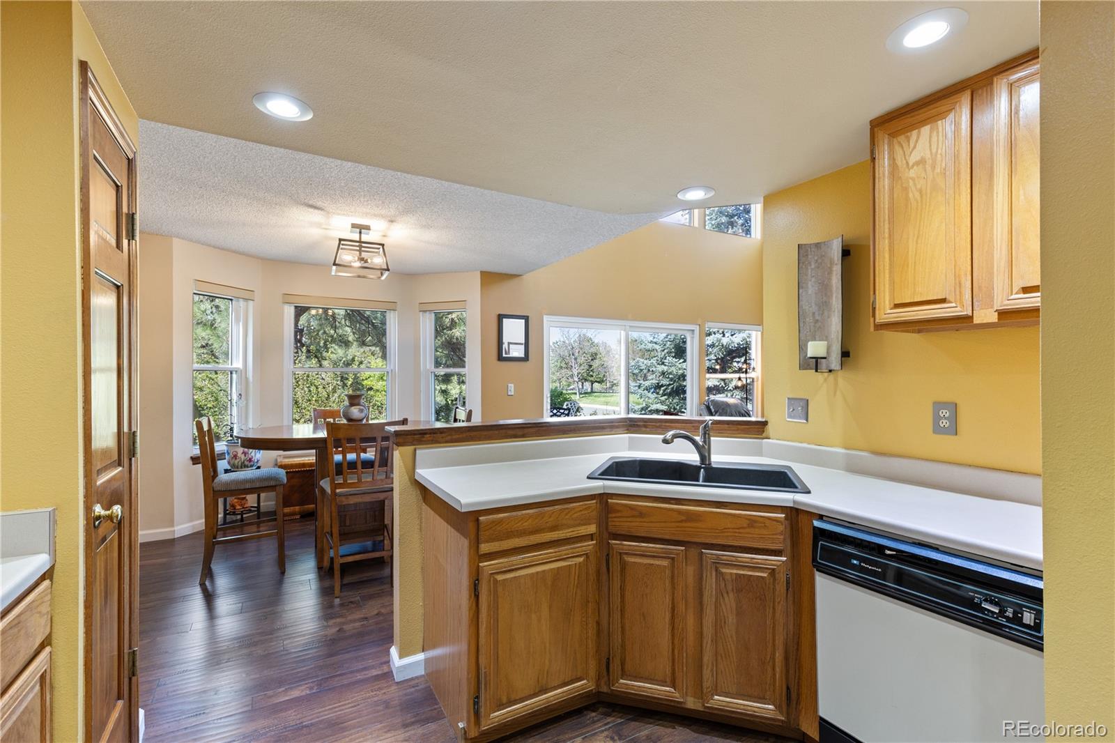 MLS Image #9 for 2077 e phillips place,centennial, Colorado