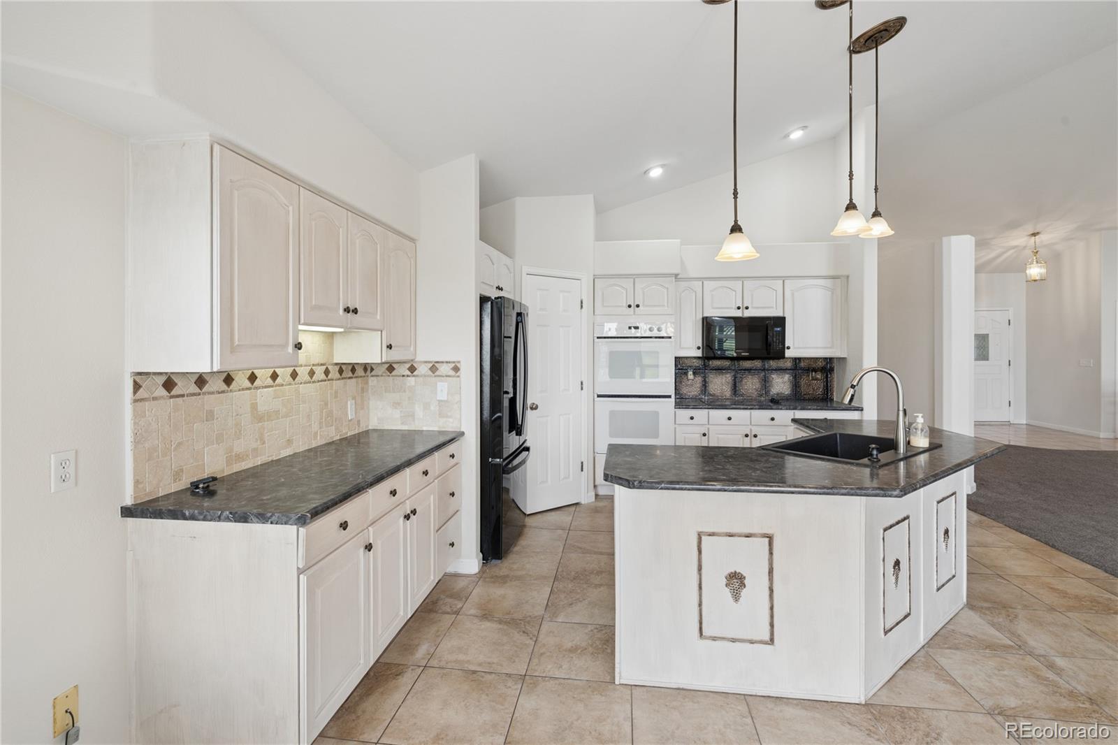 MLS Image #14 for 6766  salvia court,arvada, Colorado