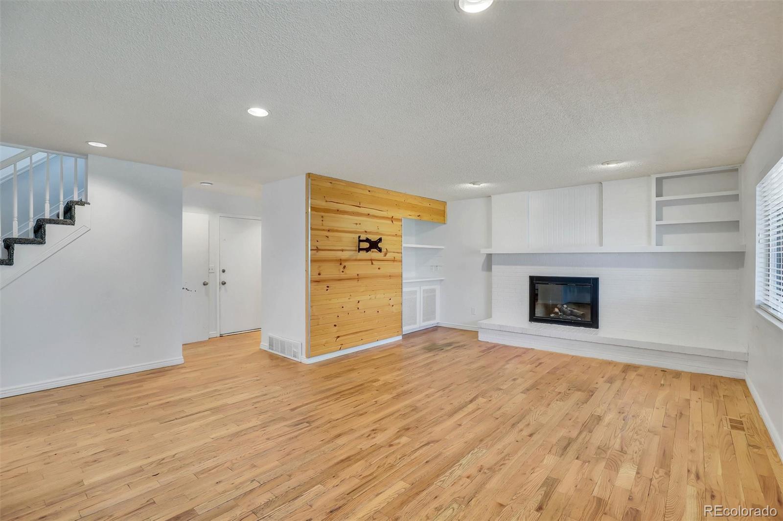 MLS Image #11 for 10128 e weaver place,englewood, Colorado