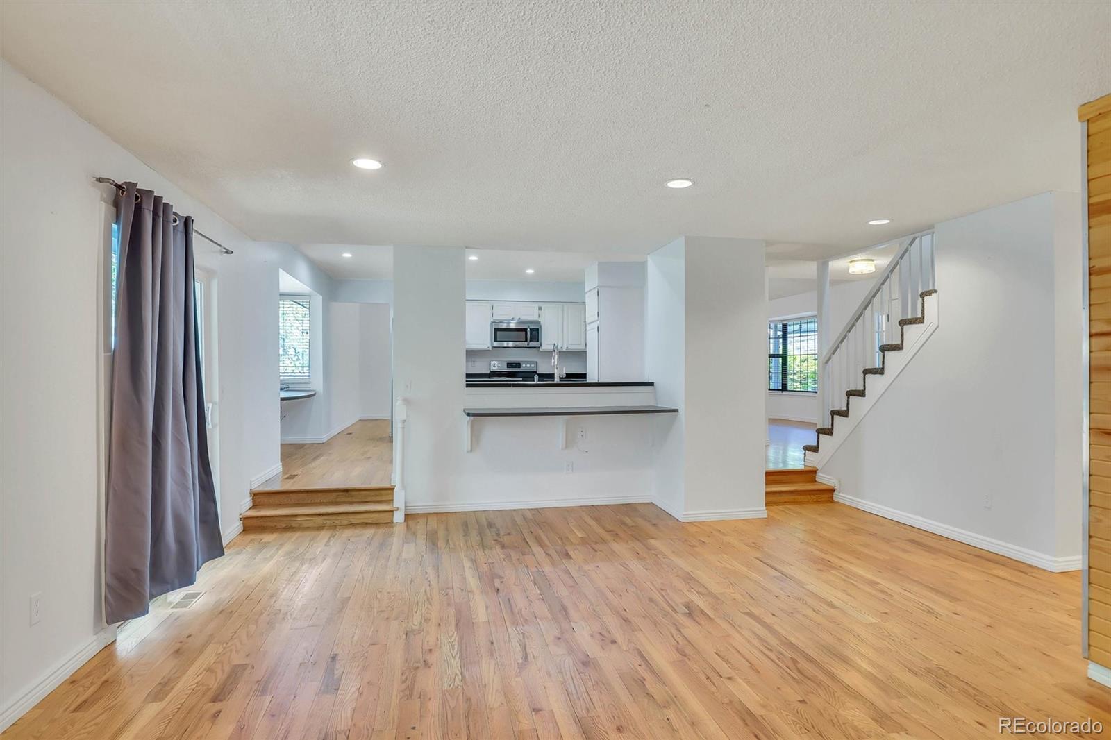 MLS Image #13 for 10128 e weaver place,englewood, Colorado