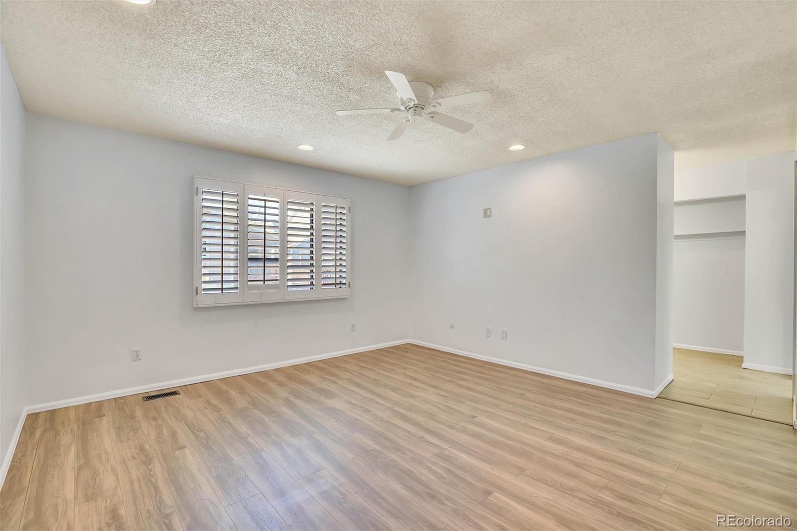 MLS Image #16 for 10128 e weaver place,englewood, Colorado