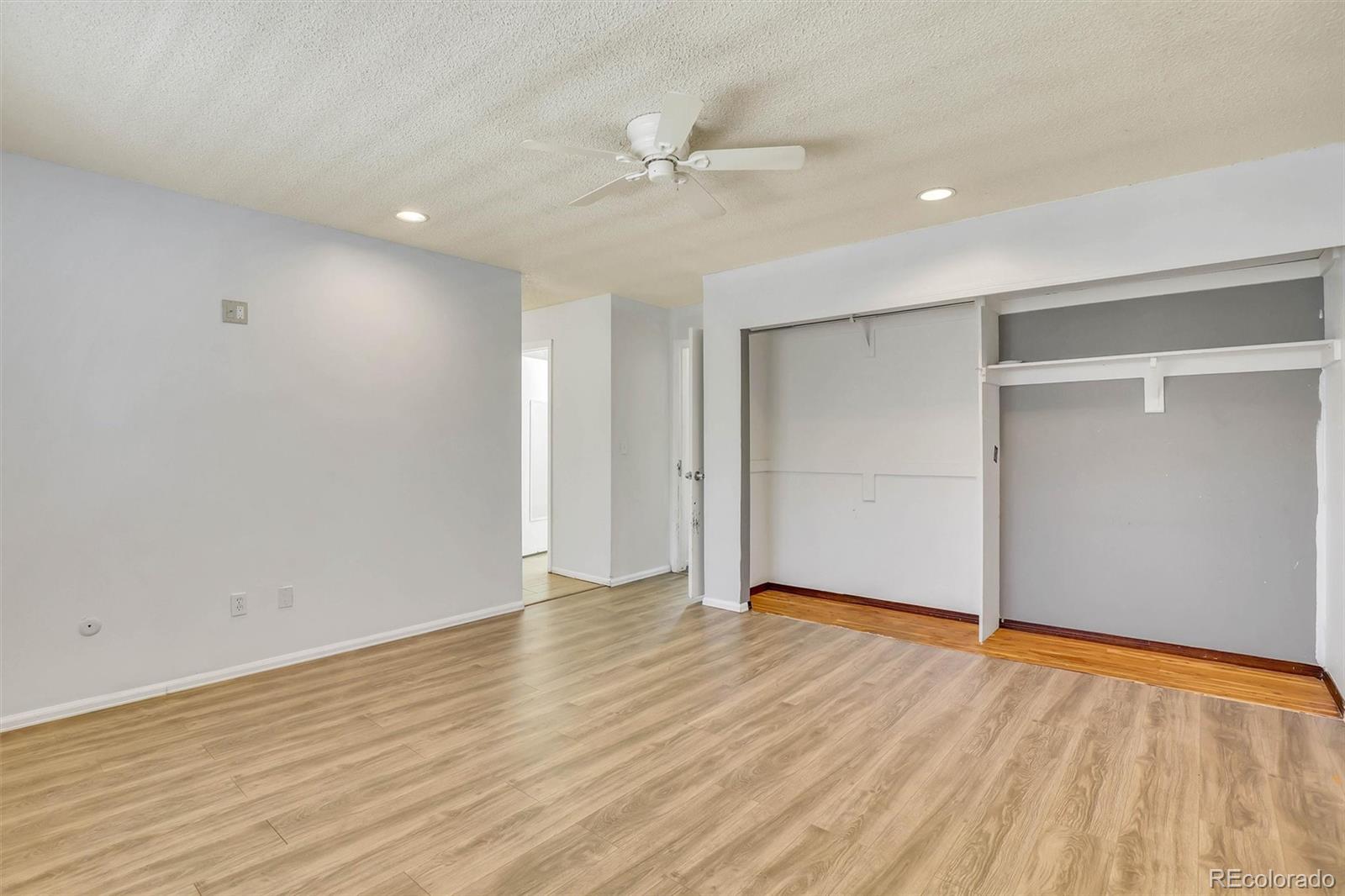 MLS Image #17 for 10128 e weaver place,englewood, Colorado