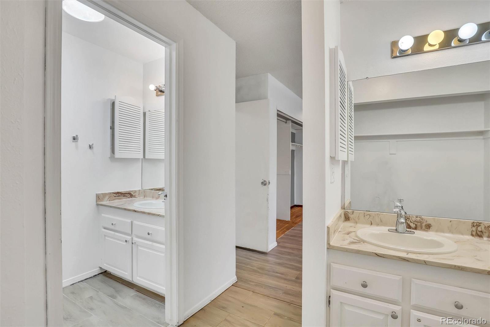 MLS Image #18 for 10128 e weaver place,englewood, Colorado