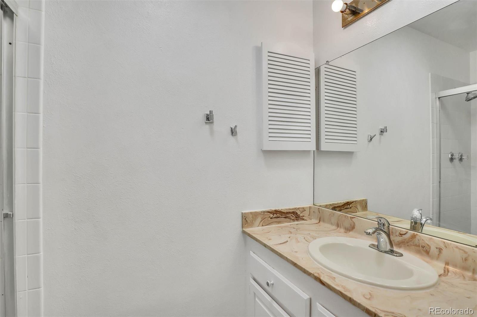 MLS Image #19 for 10128 e weaver place,englewood, Colorado