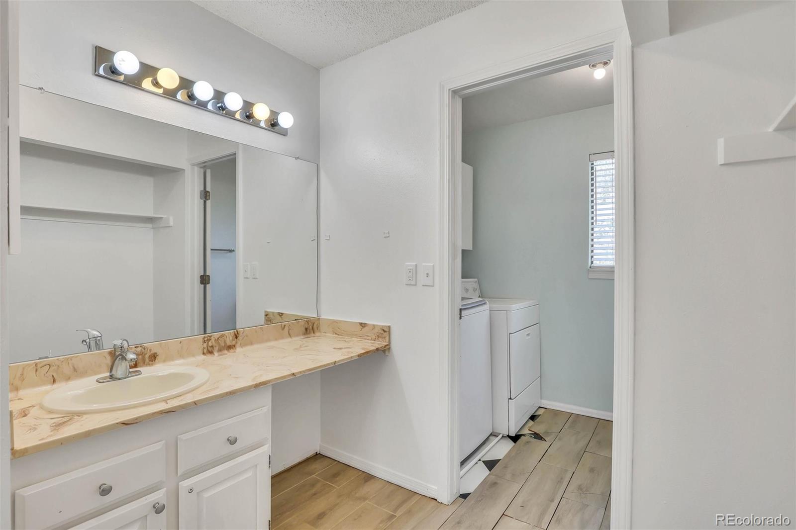 MLS Image #20 for 10128 e weaver place,englewood, Colorado