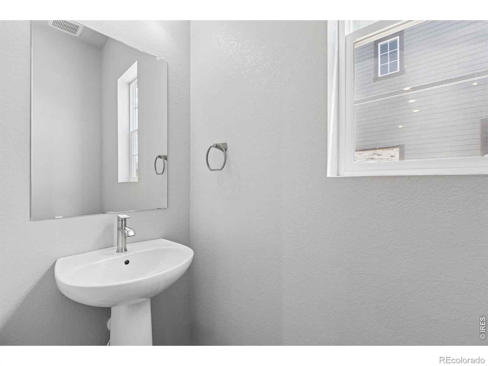 MLS Image #10 for 2749  blue iris drive,loveland, Colorado
