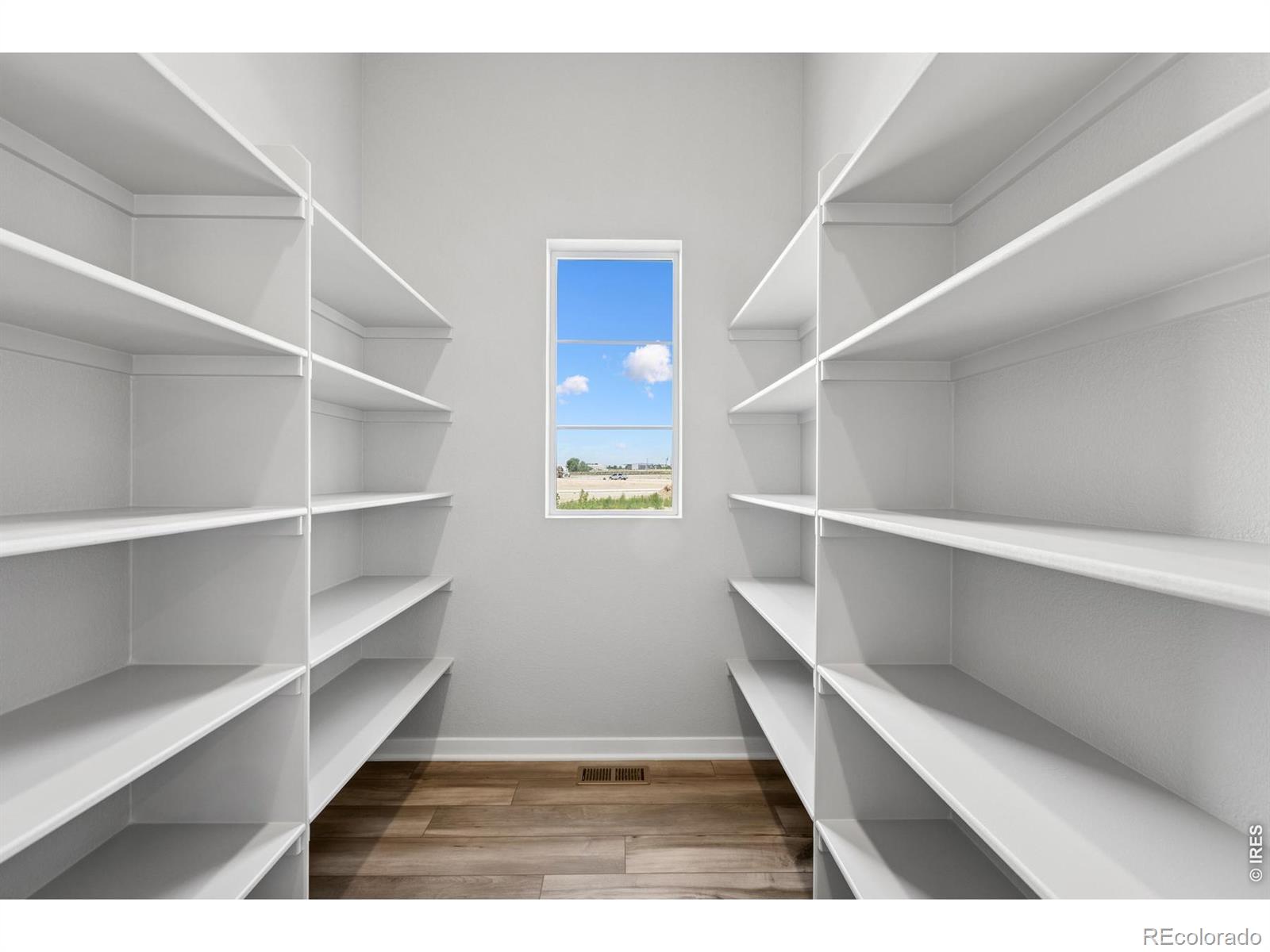 MLS Image #19 for 2749  blue iris drive,loveland, Colorado