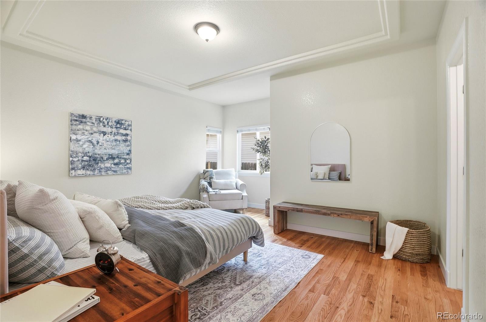 MLS Image #13 for 3501 s ivanhoe street,denver, Colorado