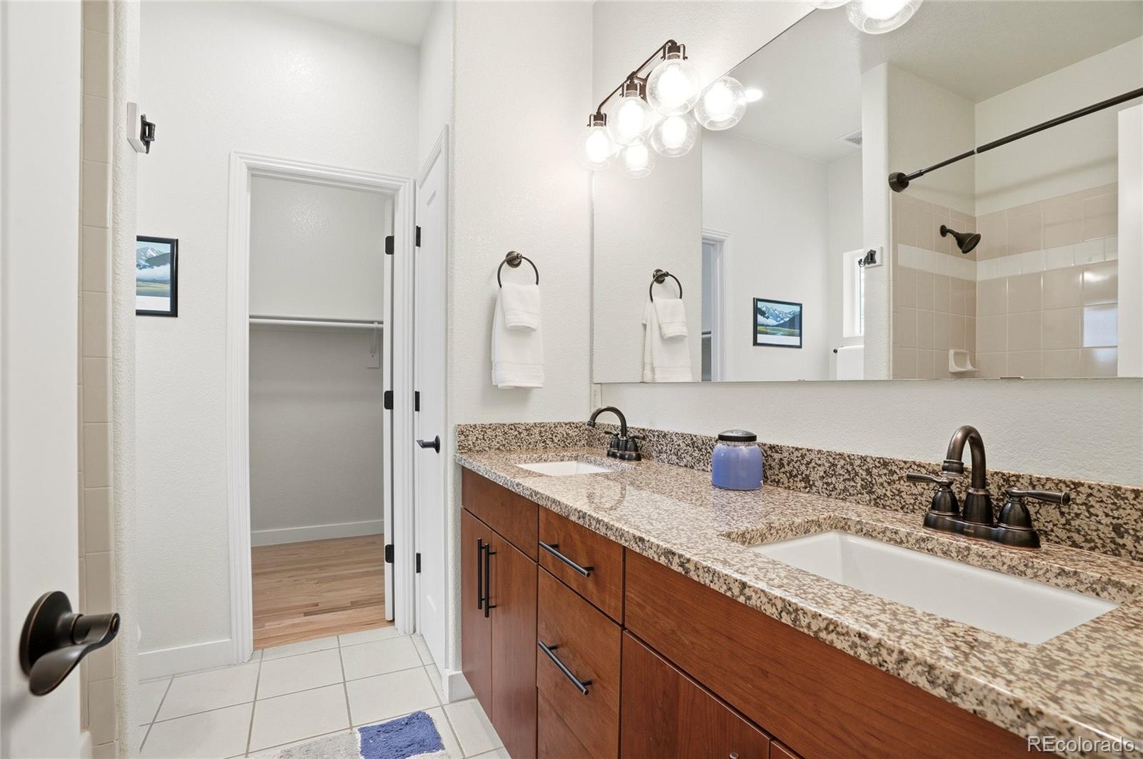 MLS Image #15 for 3501 s ivanhoe street,denver, Colorado