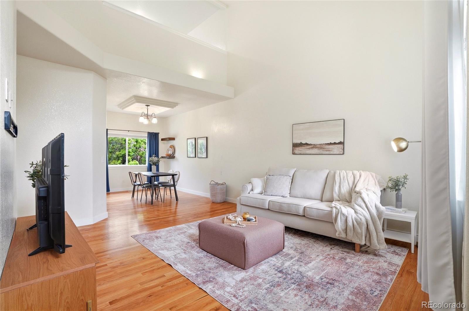 MLS Image #2 for 3501 s ivanhoe street,denver, Colorado