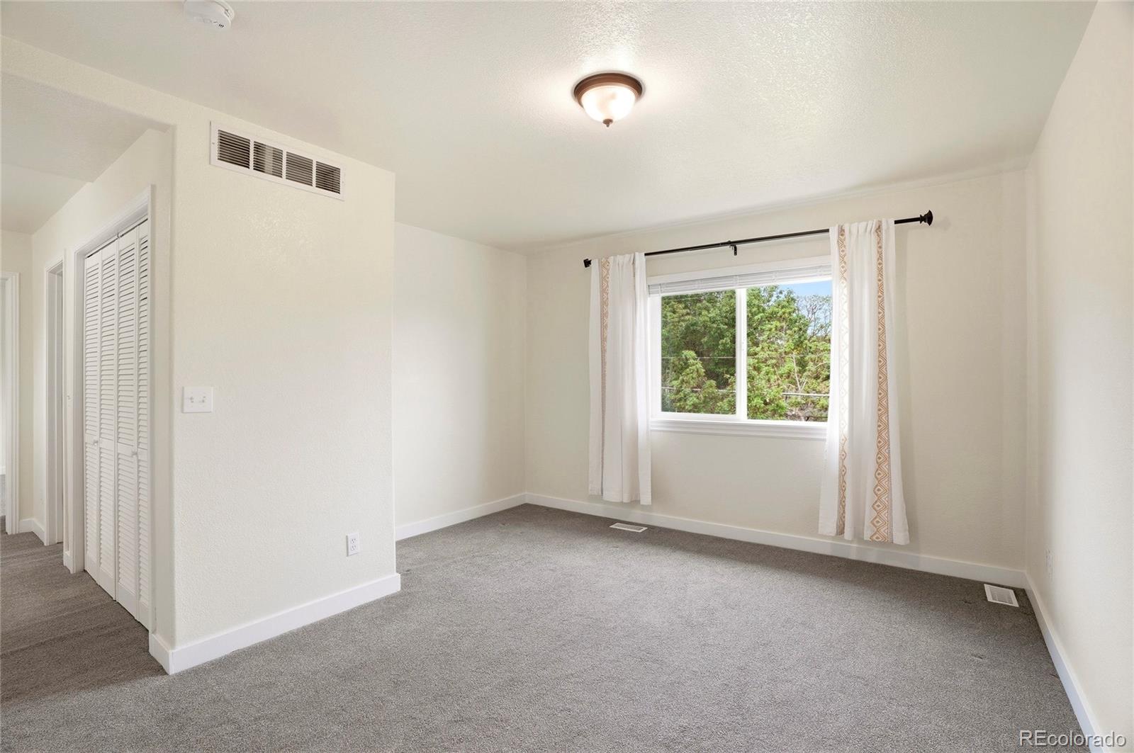 MLS Image #21 for 3501 s ivanhoe street,denver, Colorado