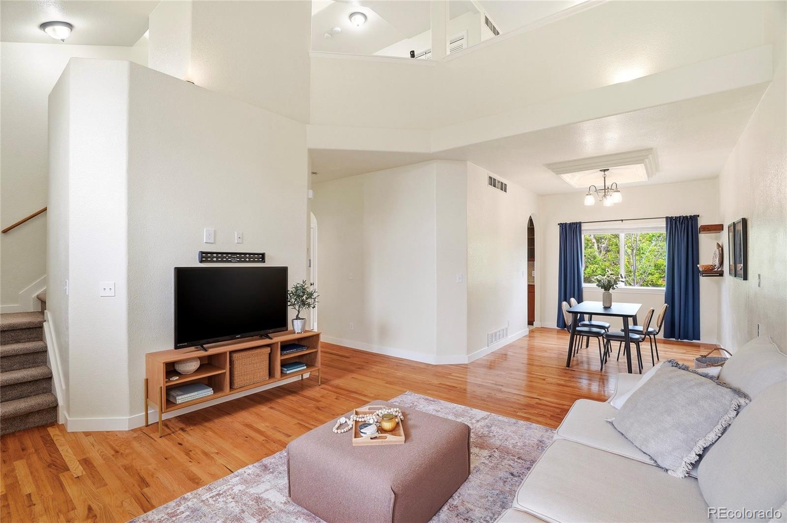 MLS Image #5 for 3501 s ivanhoe street,denver, Colorado