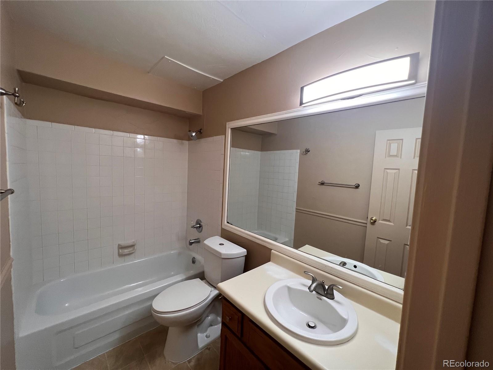 MLS Image #12 for 10150 e virginia avenue 19-106,denver, Colorado