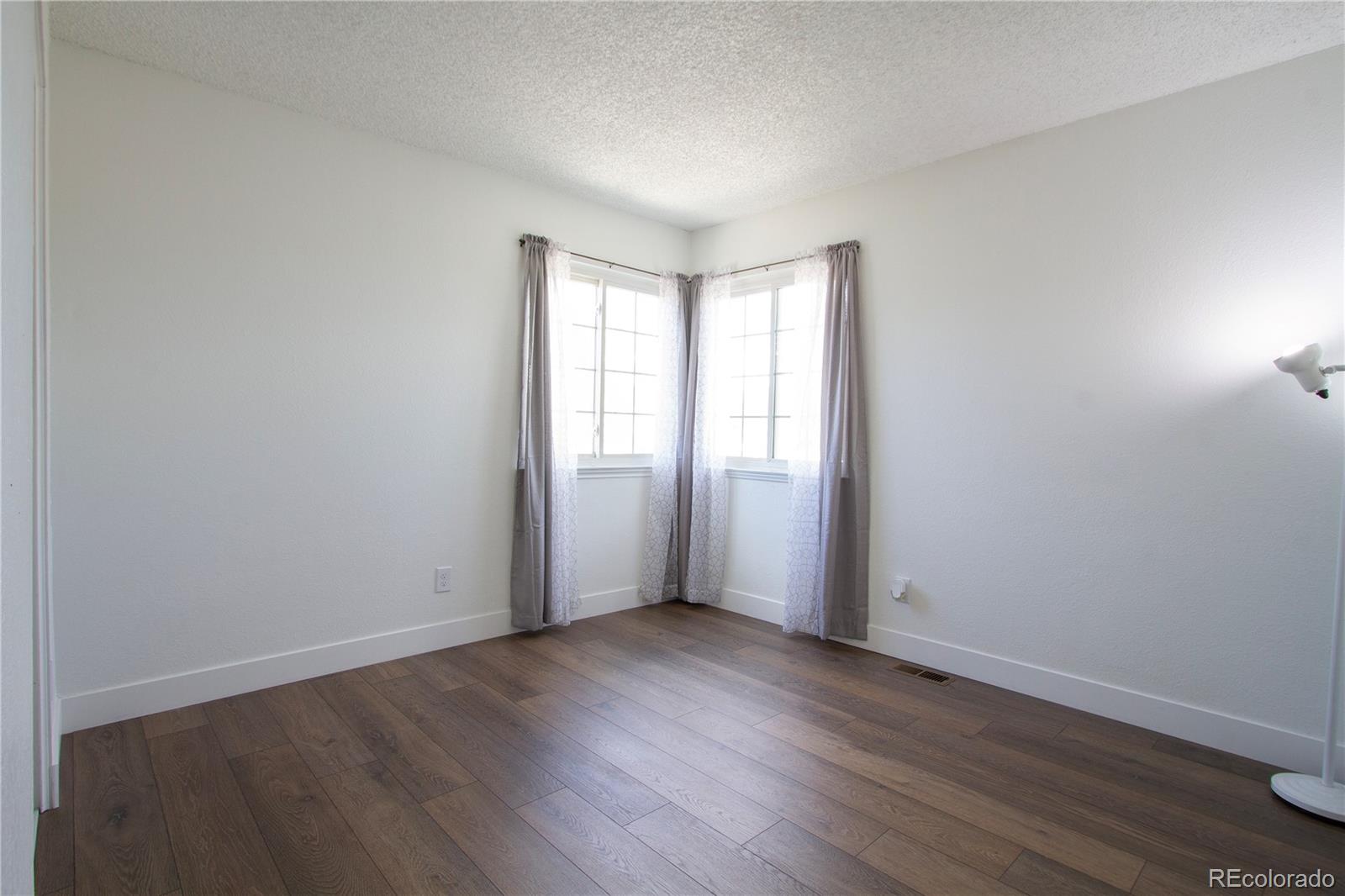 MLS Image #19 for 4868 s johnson street,littleton, Colorado