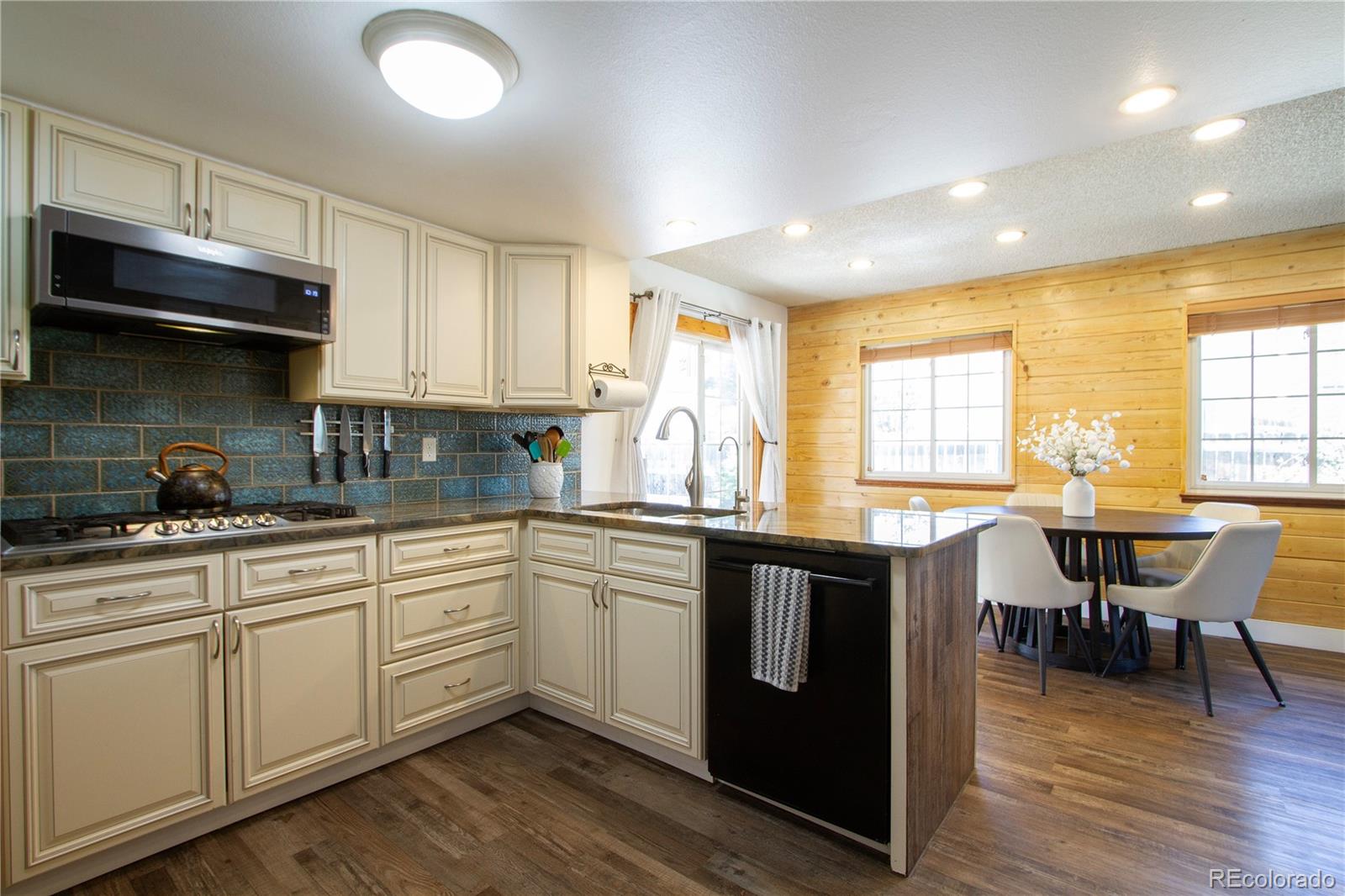 MLS Image #9 for 4868 s johnson street,littleton, Colorado