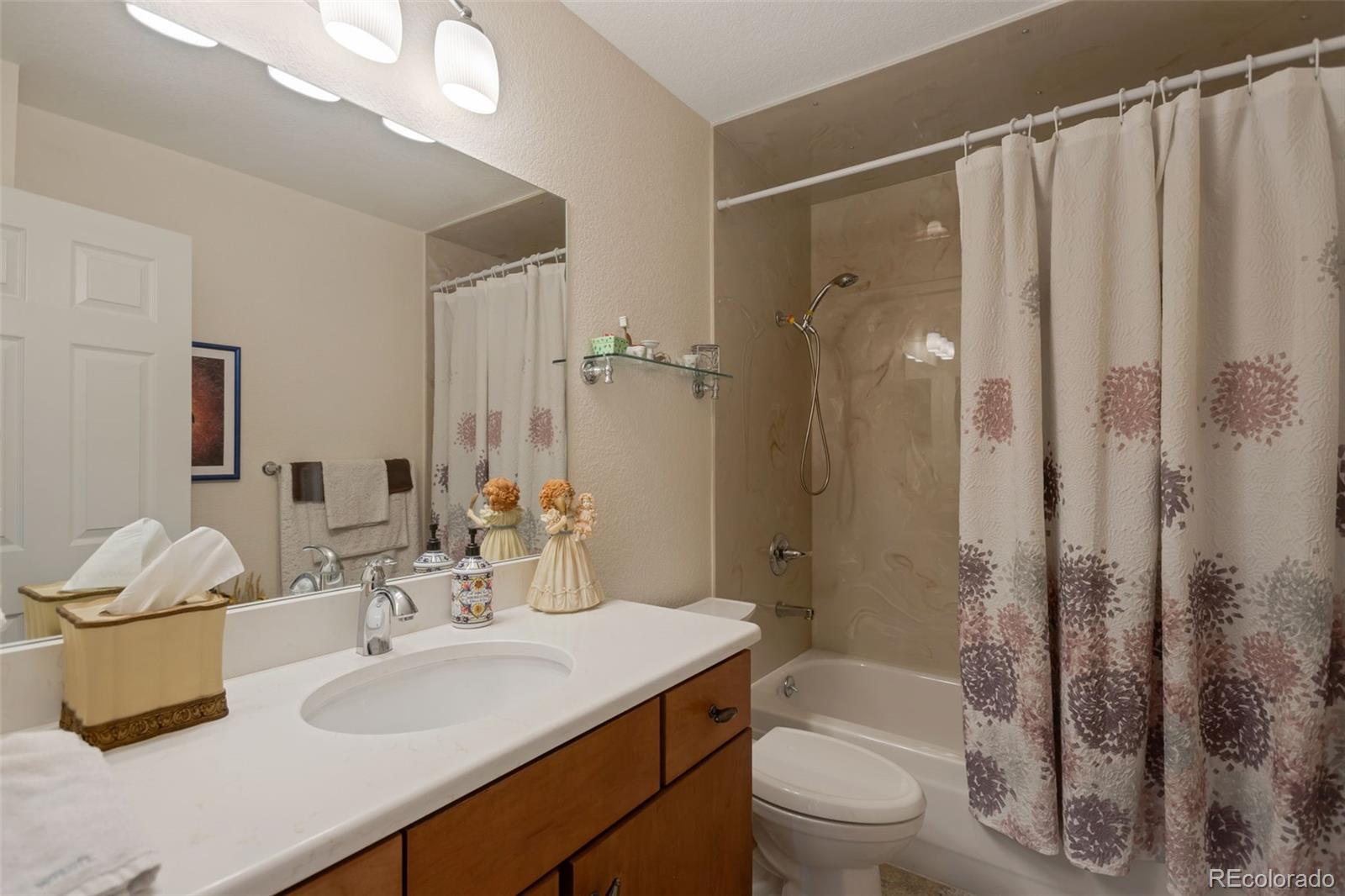 MLS Image #12 for 14000 e linvale place,aurora, Colorado