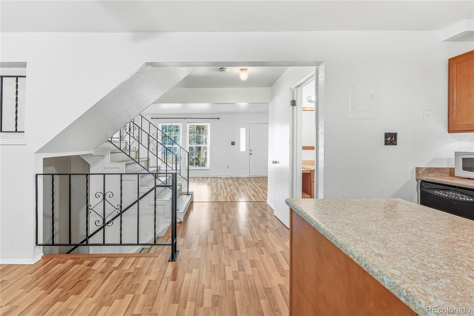 MLS Image #12 for 125  paris circle,aurora, Colorado