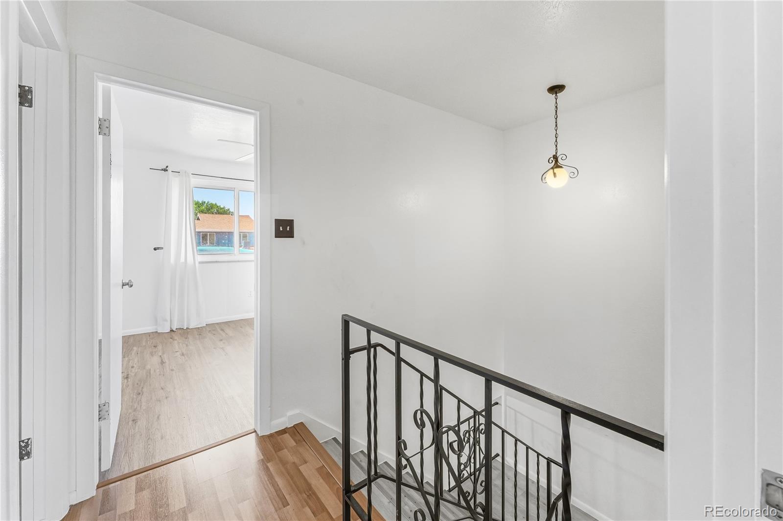 MLS Image #20 for 125  paris circle,aurora, Colorado