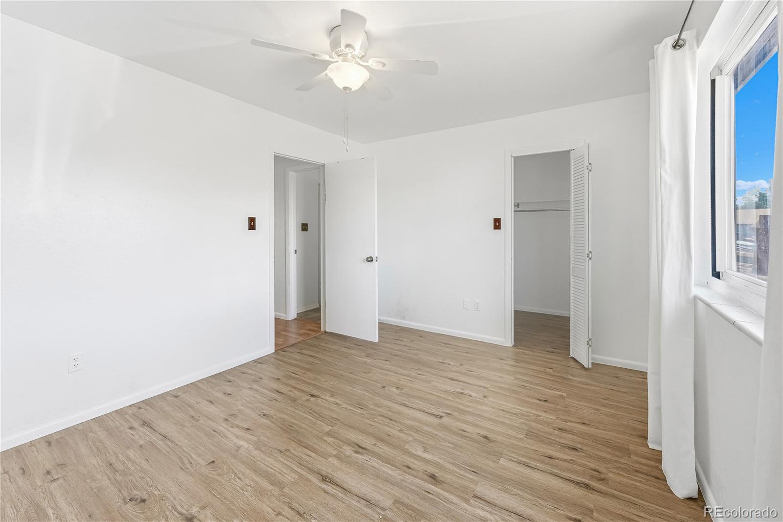 MLS Image #21 for 125  paris circle,aurora, Colorado