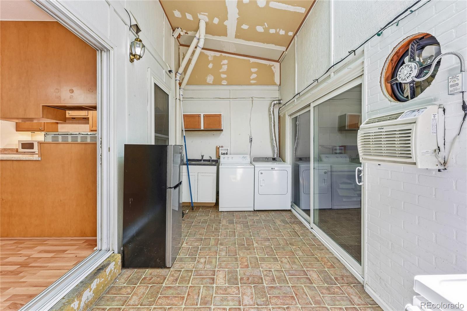 MLS Image #31 for 125  paris circle,aurora, Colorado
