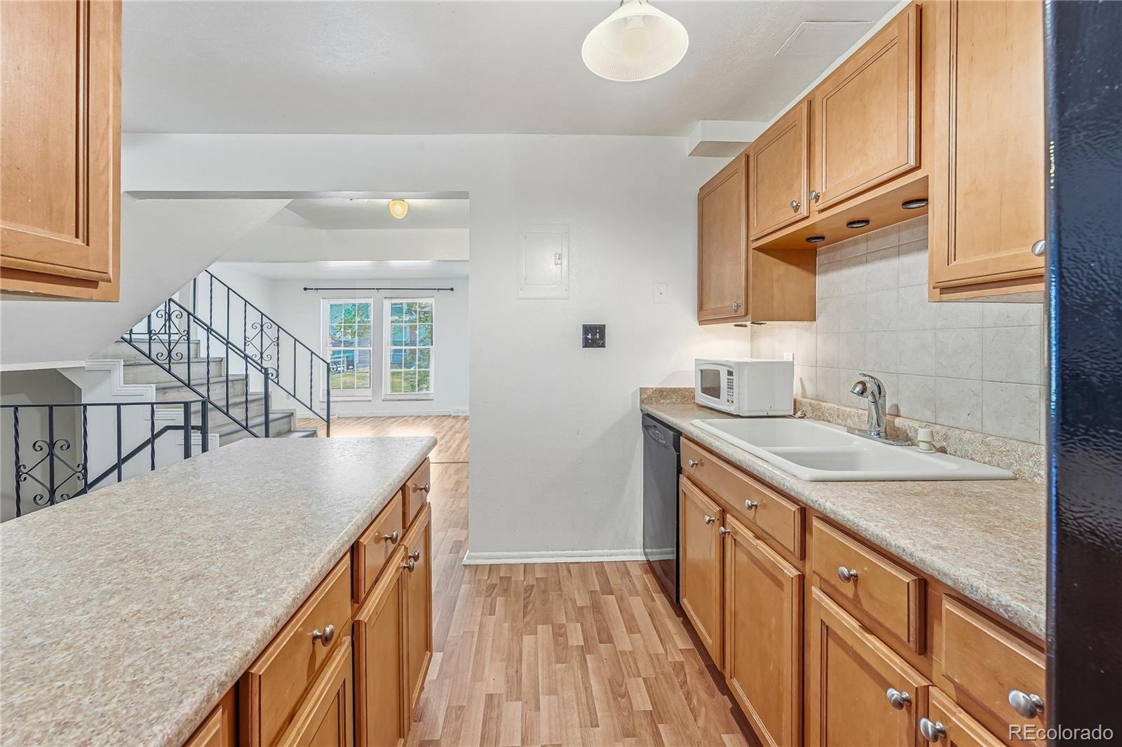 MLS Image #5 for 125  paris circle,aurora, Colorado