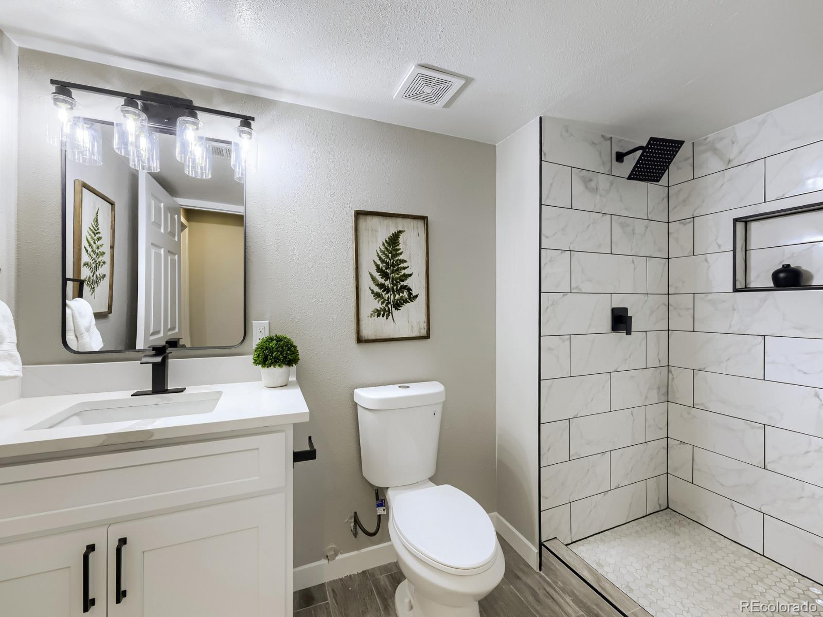 MLS Image #17 for 10595 w dartmouth avenue,lakewood, Colorado