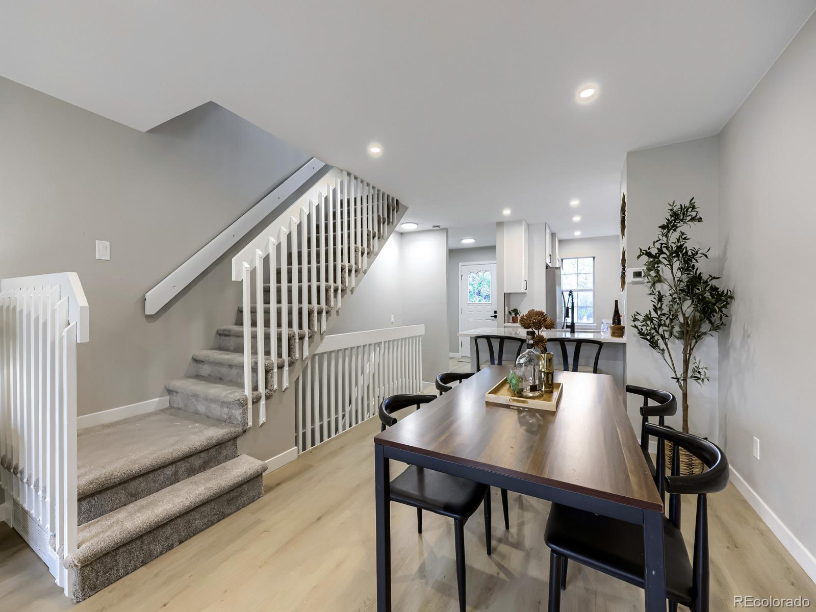 MLS Image #5 for 10595 w dartmouth avenue,lakewood, Colorado