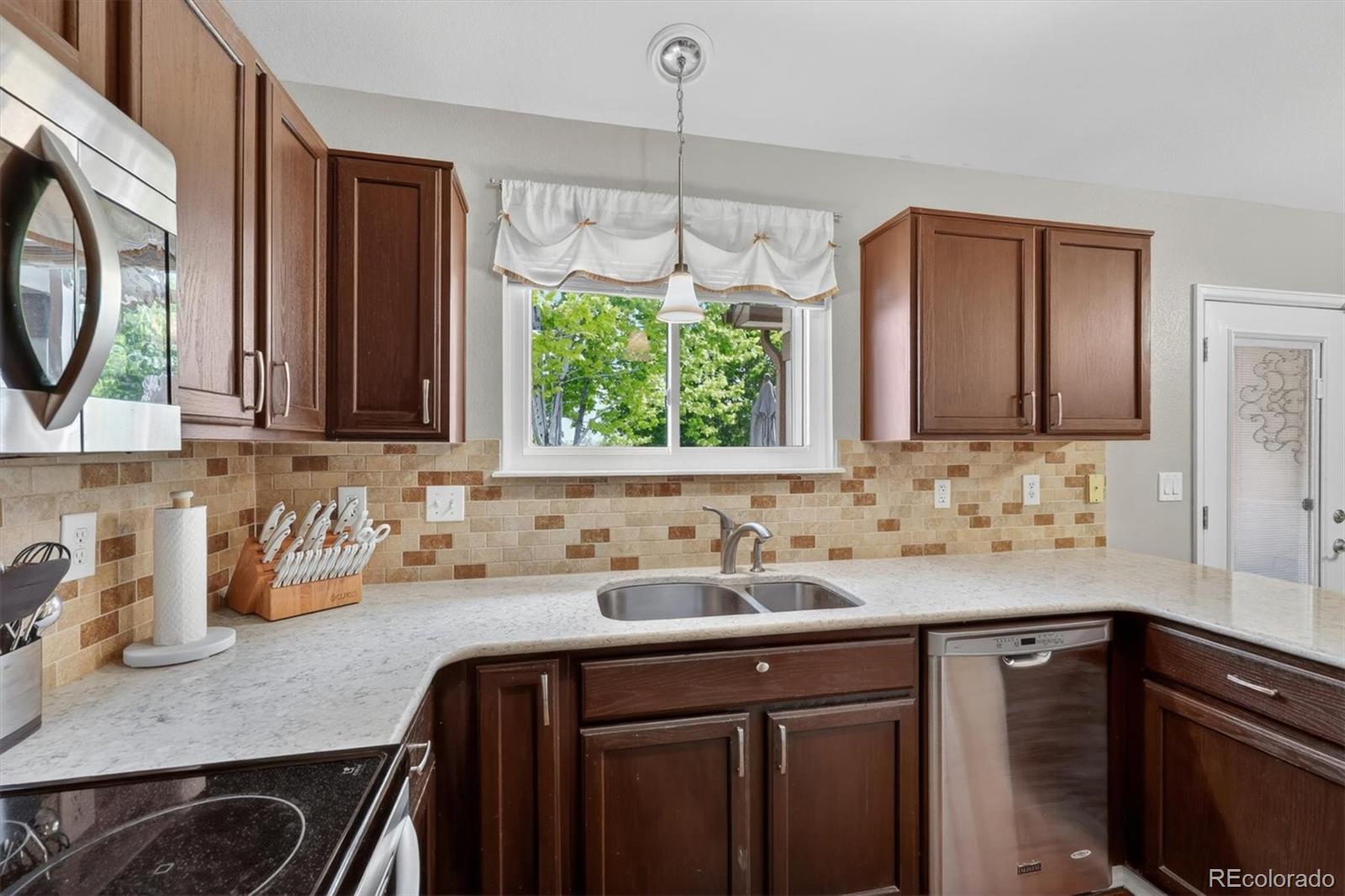 MLS Image #15 for 2354 e 116th avenue,thornton, Colorado
