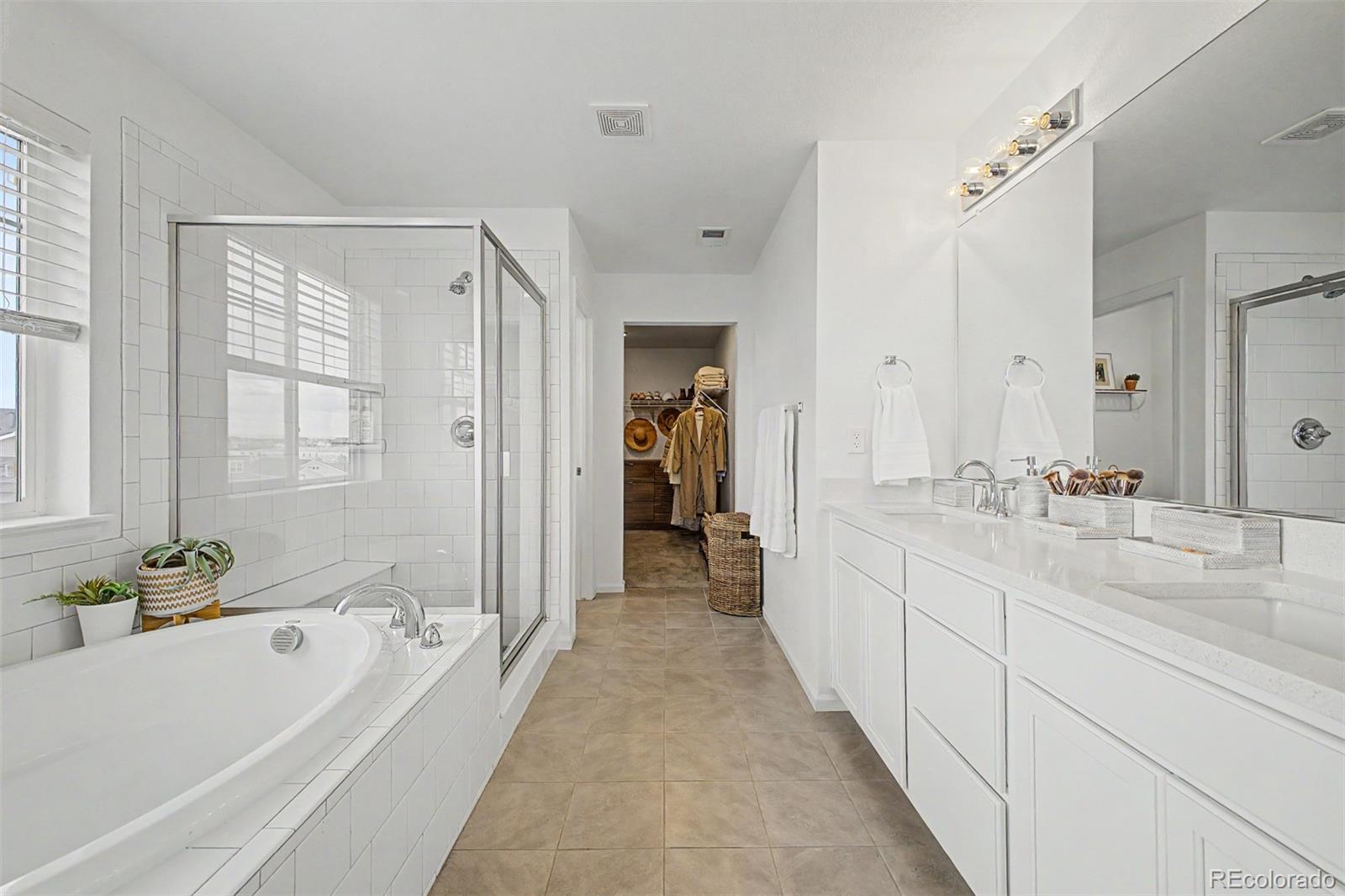 MLS Image #19 for 3845  eaton park street,aurora, Colorado