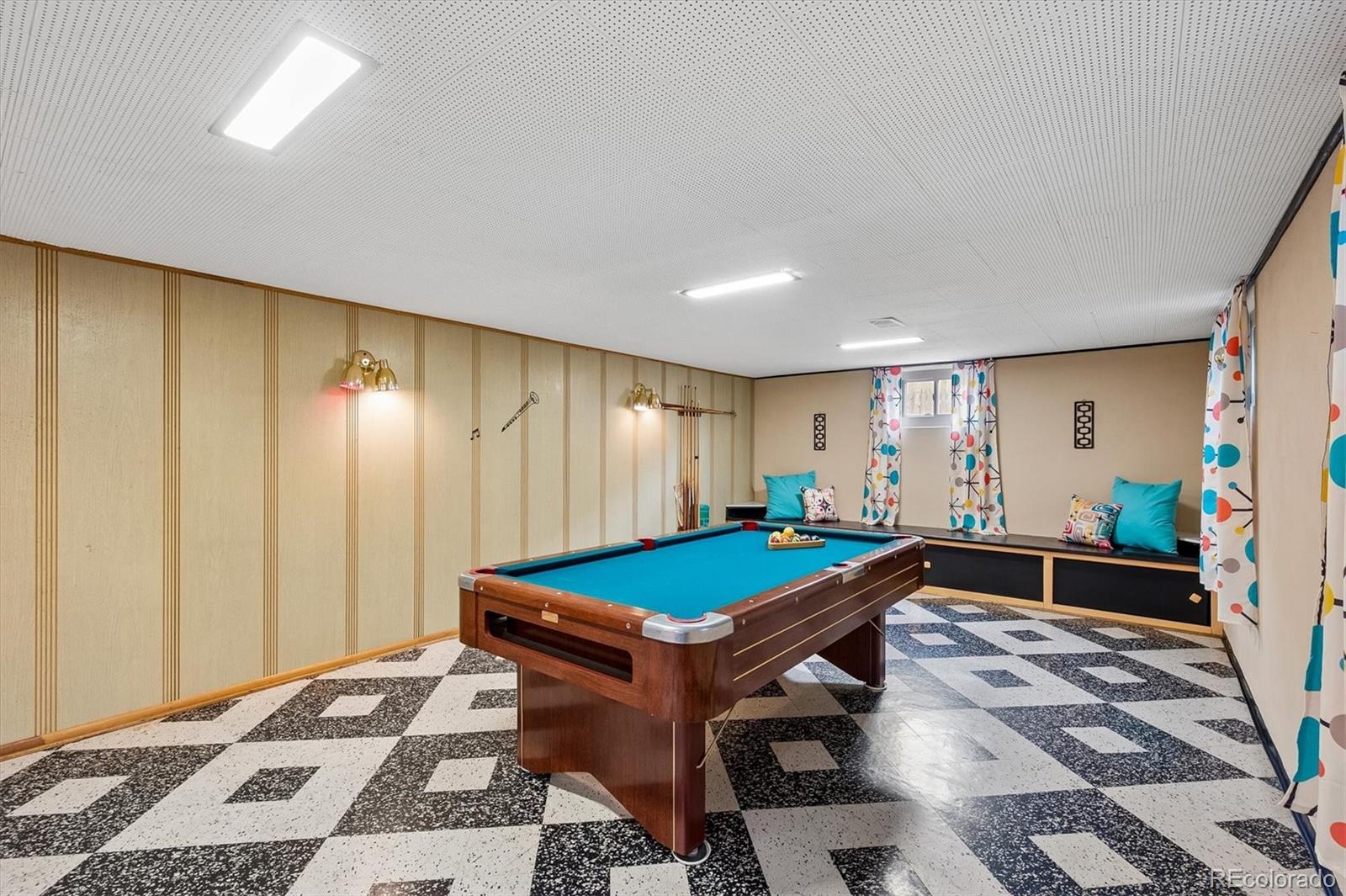 MLS Image #17 for 2712 s vrain street,denver, Colorado