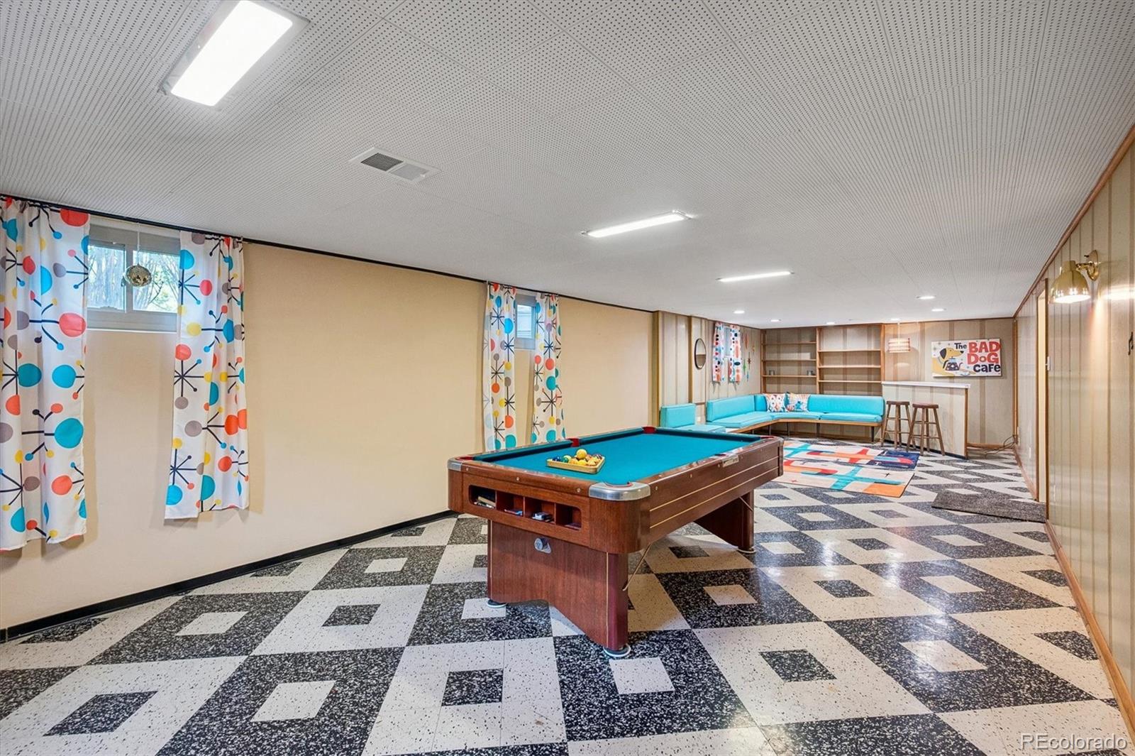 MLS Image #18 for 2712 s vrain street,denver, Colorado