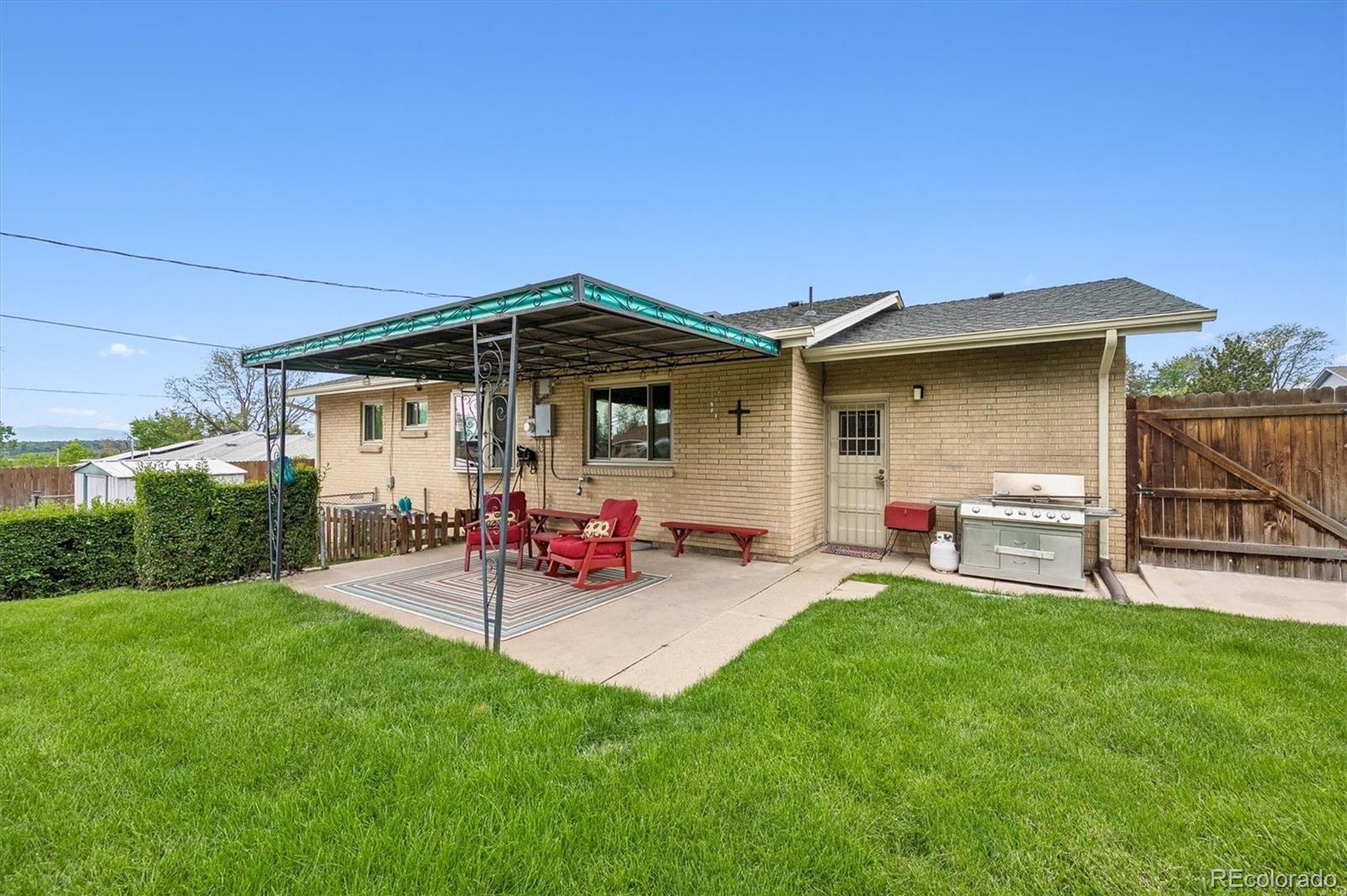 MLS Image #24 for 2712 s vrain street,denver, Colorado