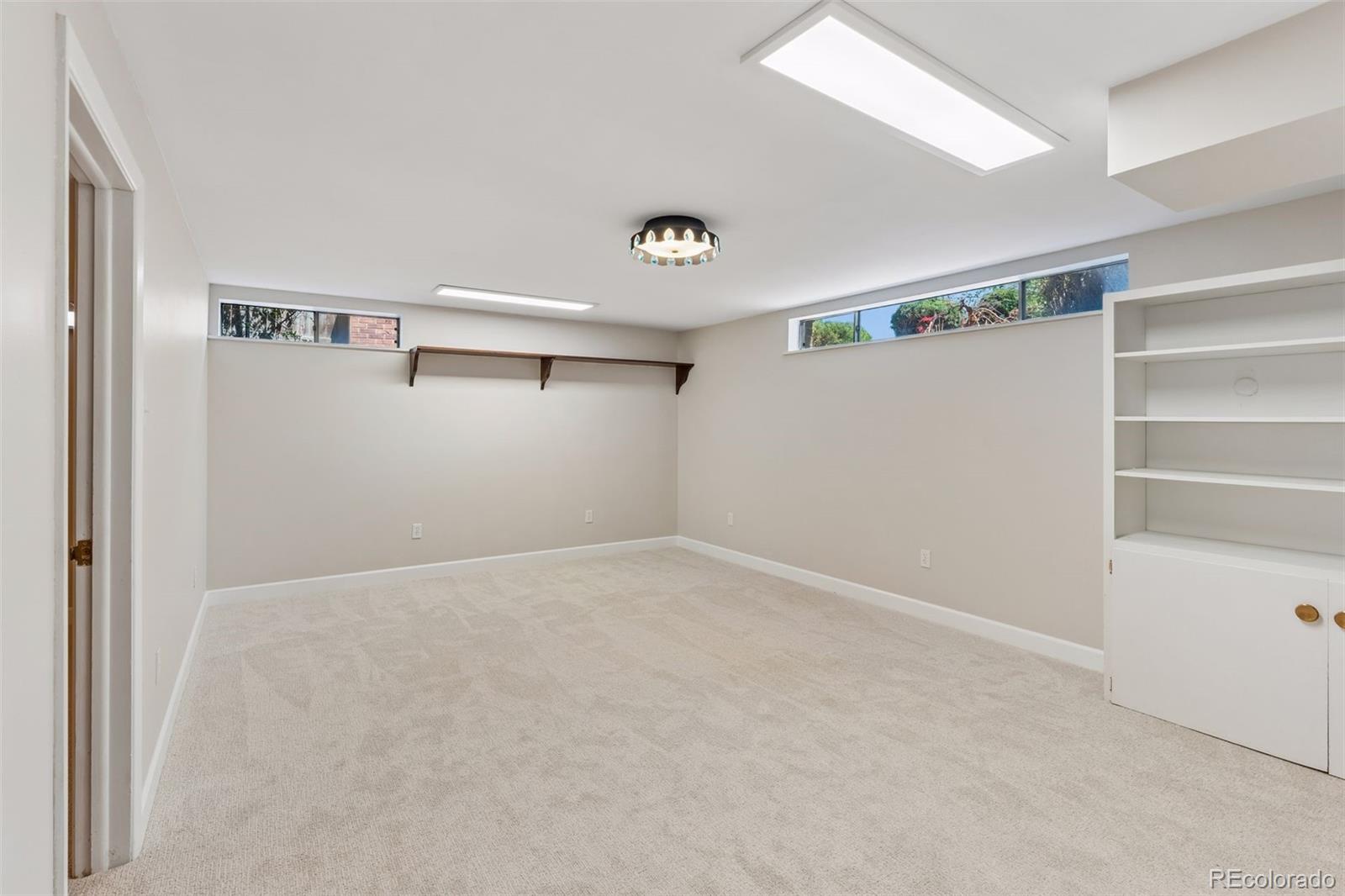 MLS Image #27 for 1995 s poplar street,denver, Colorado