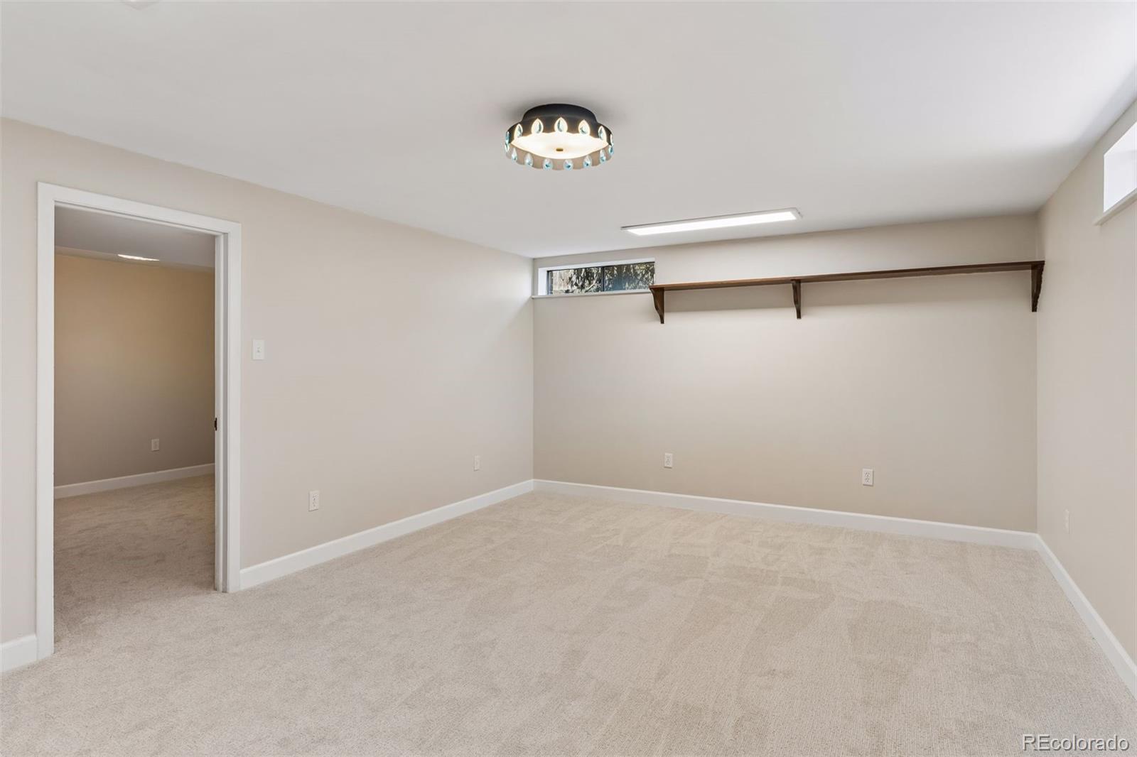 MLS Image #29 for 1995 s poplar street,denver, Colorado