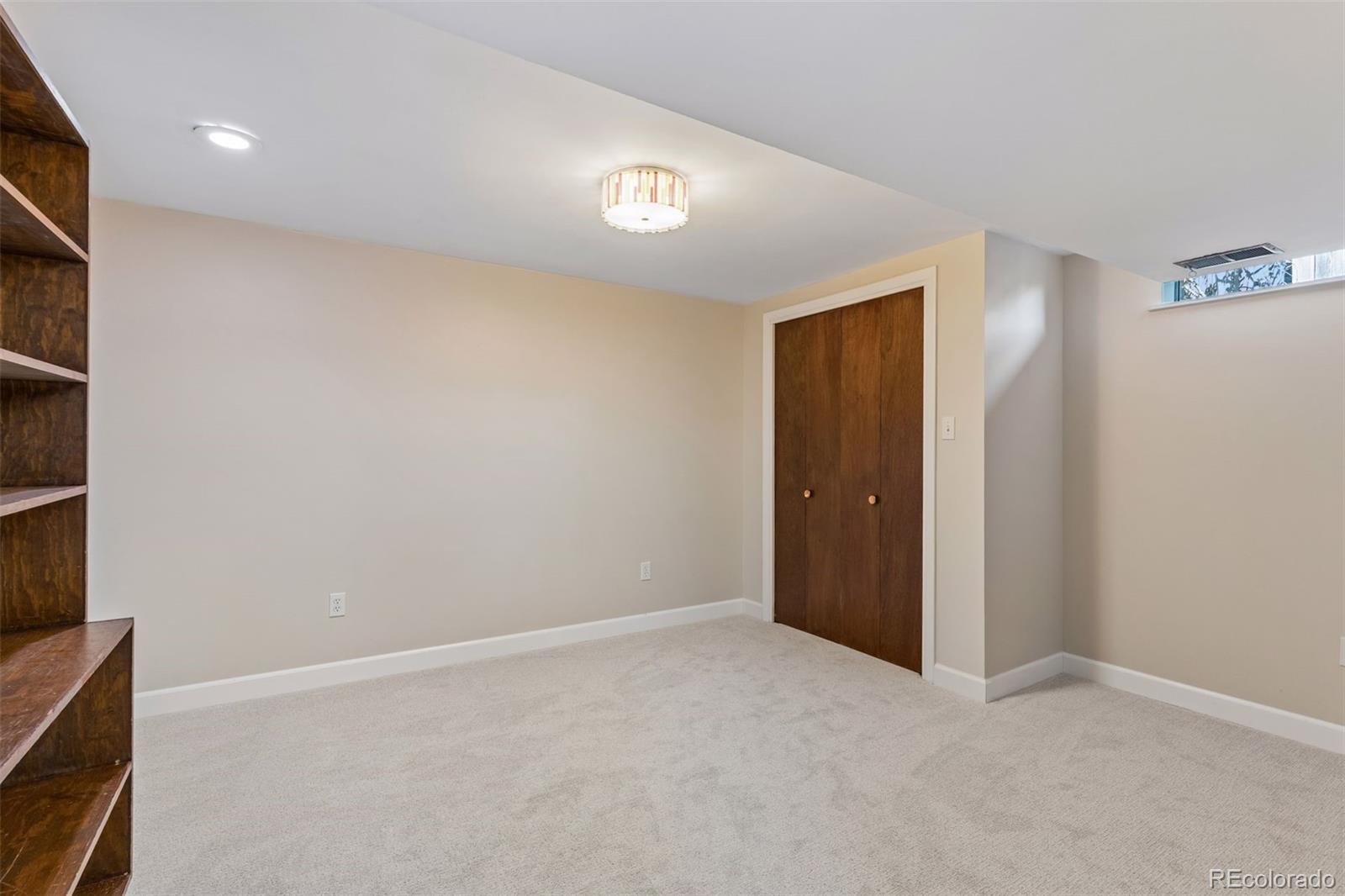 MLS Image #32 for 1995 s poplar street,denver, Colorado