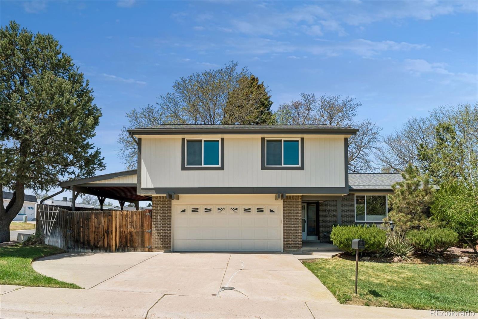 MLS Image #34 for 1995 s poplar street,denver, Colorado