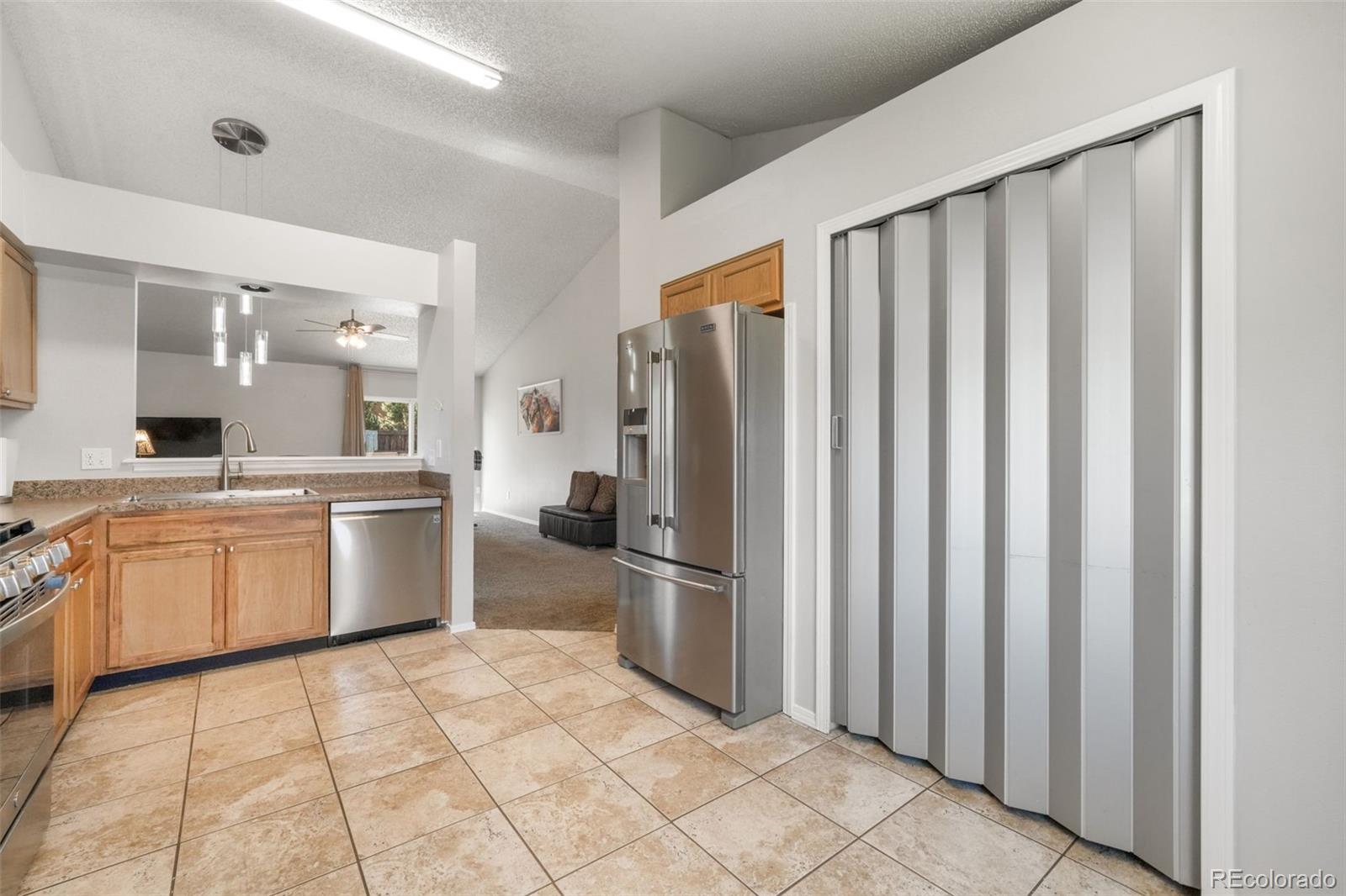 MLS Image #10 for 1643 s canoe creek drive,colorado springs, Colorado