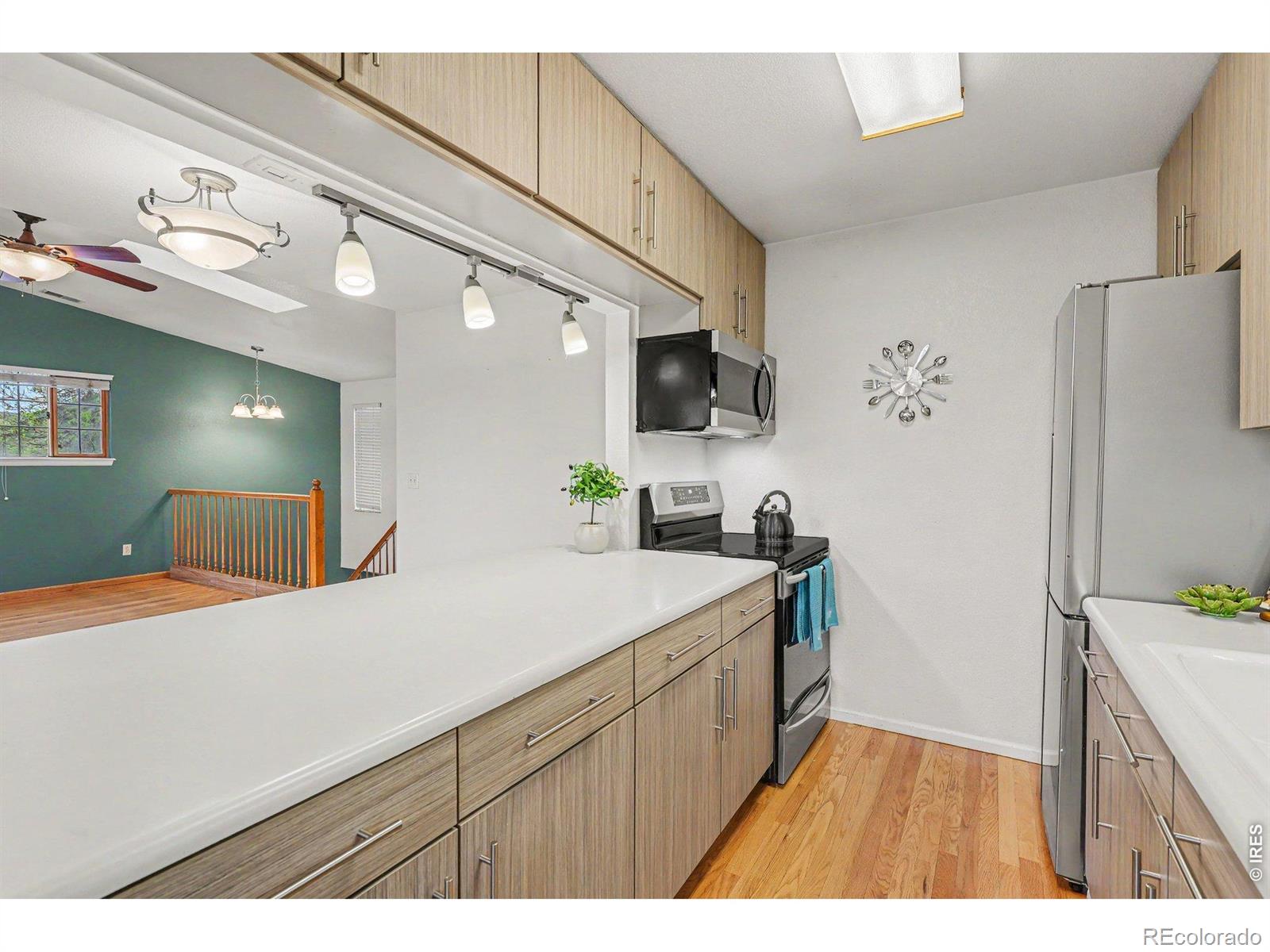 MLS Image #11 for 9177 w cedar drive e,lakewood, Colorado