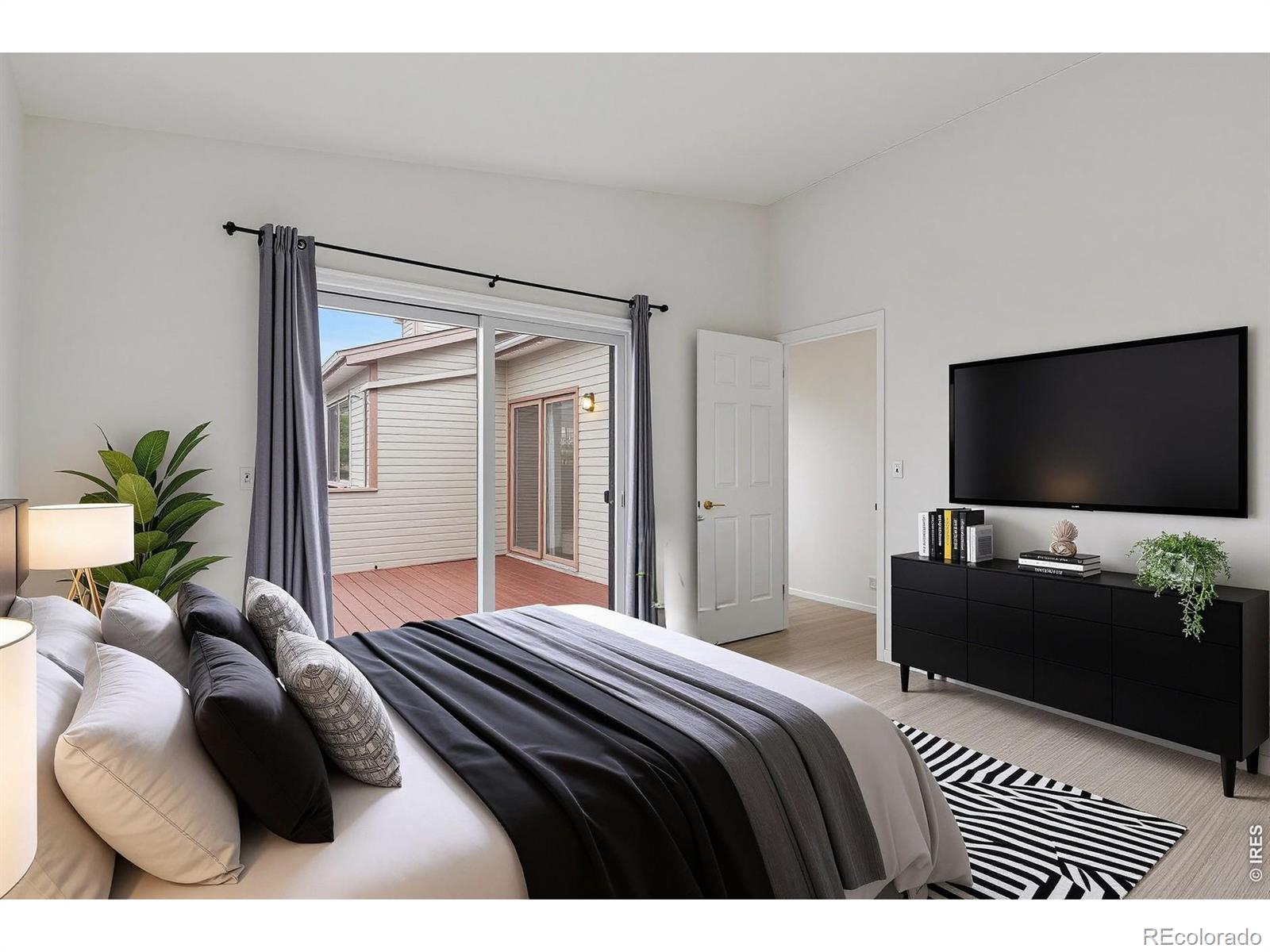 MLS Image #17 for 9177 w cedar drive e,lakewood, Colorado