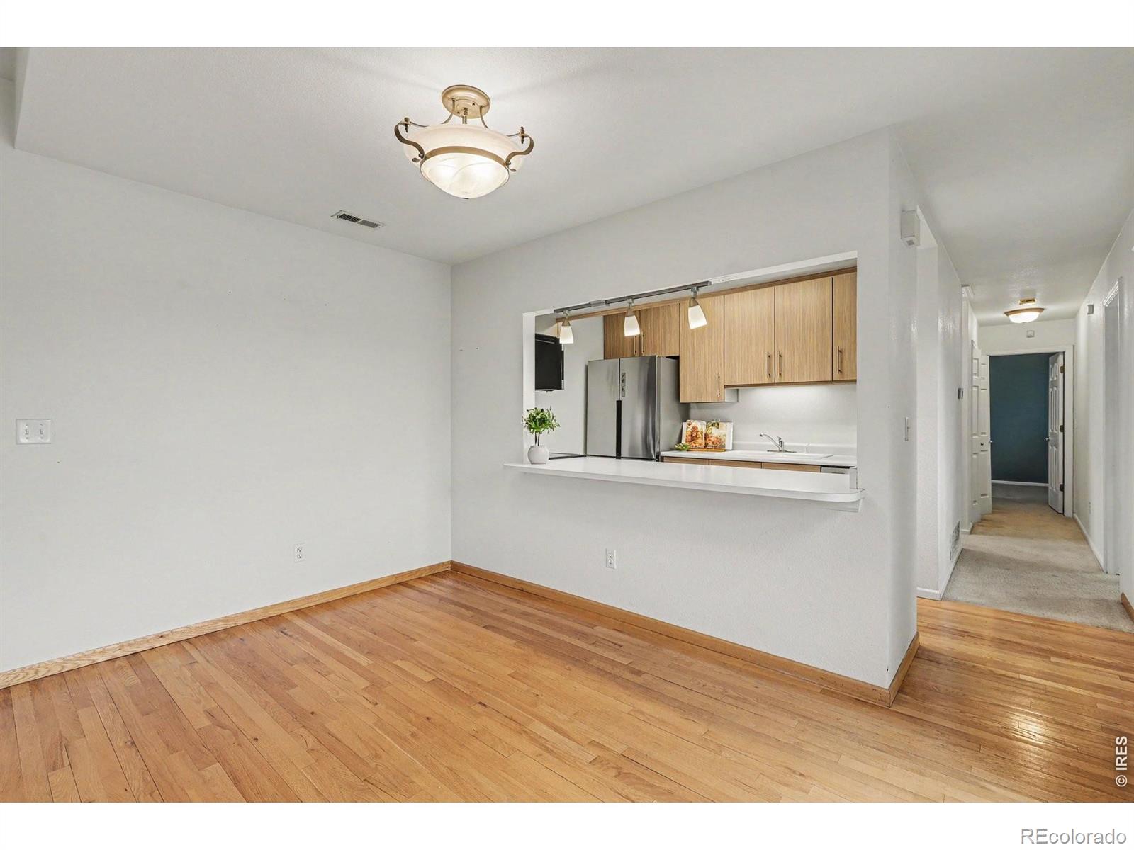 MLS Image #5 for 9177 w cedar drive e,lakewood, Colorado
