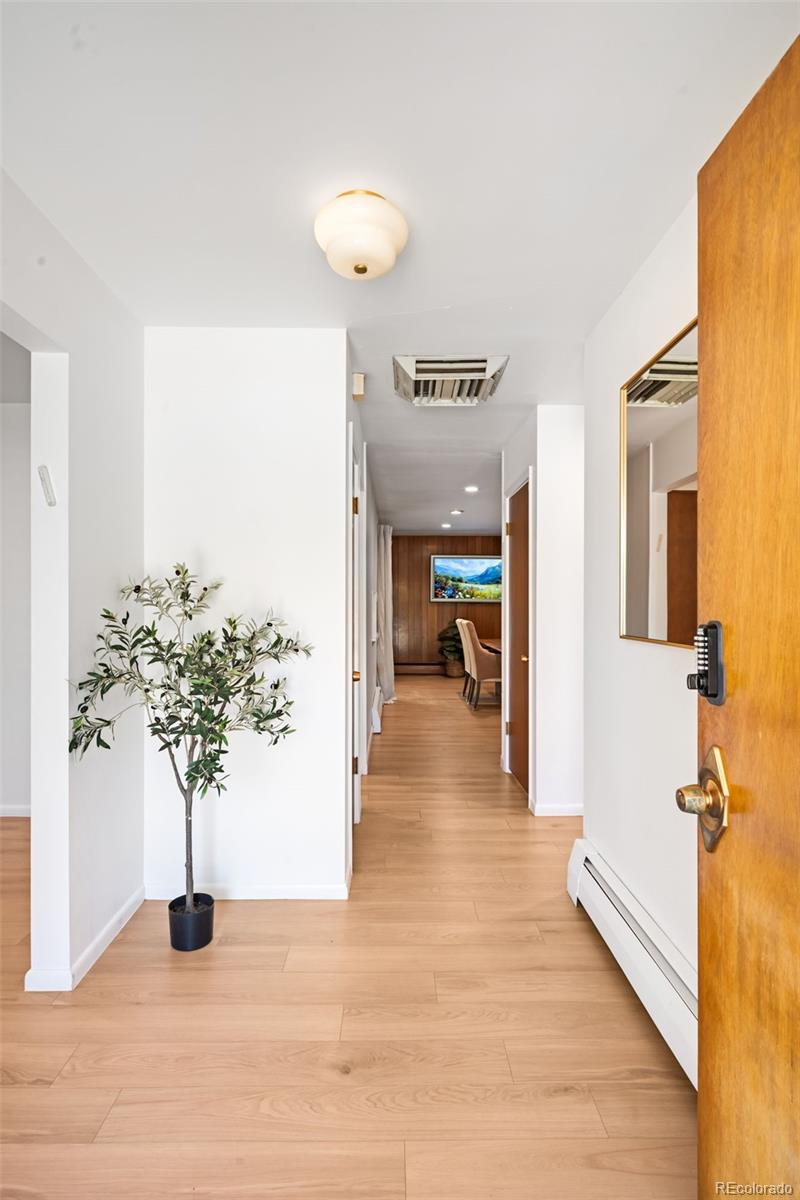 MLS Image #2 for 443 s niagara street,denver, Colorado