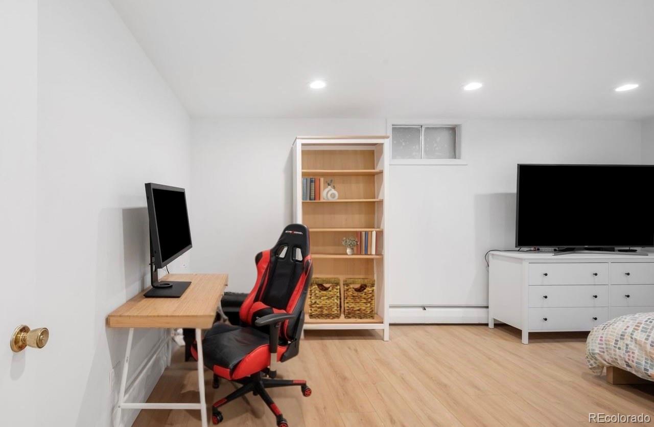 MLS Image #33 for 443 s niagara street,denver, Colorado