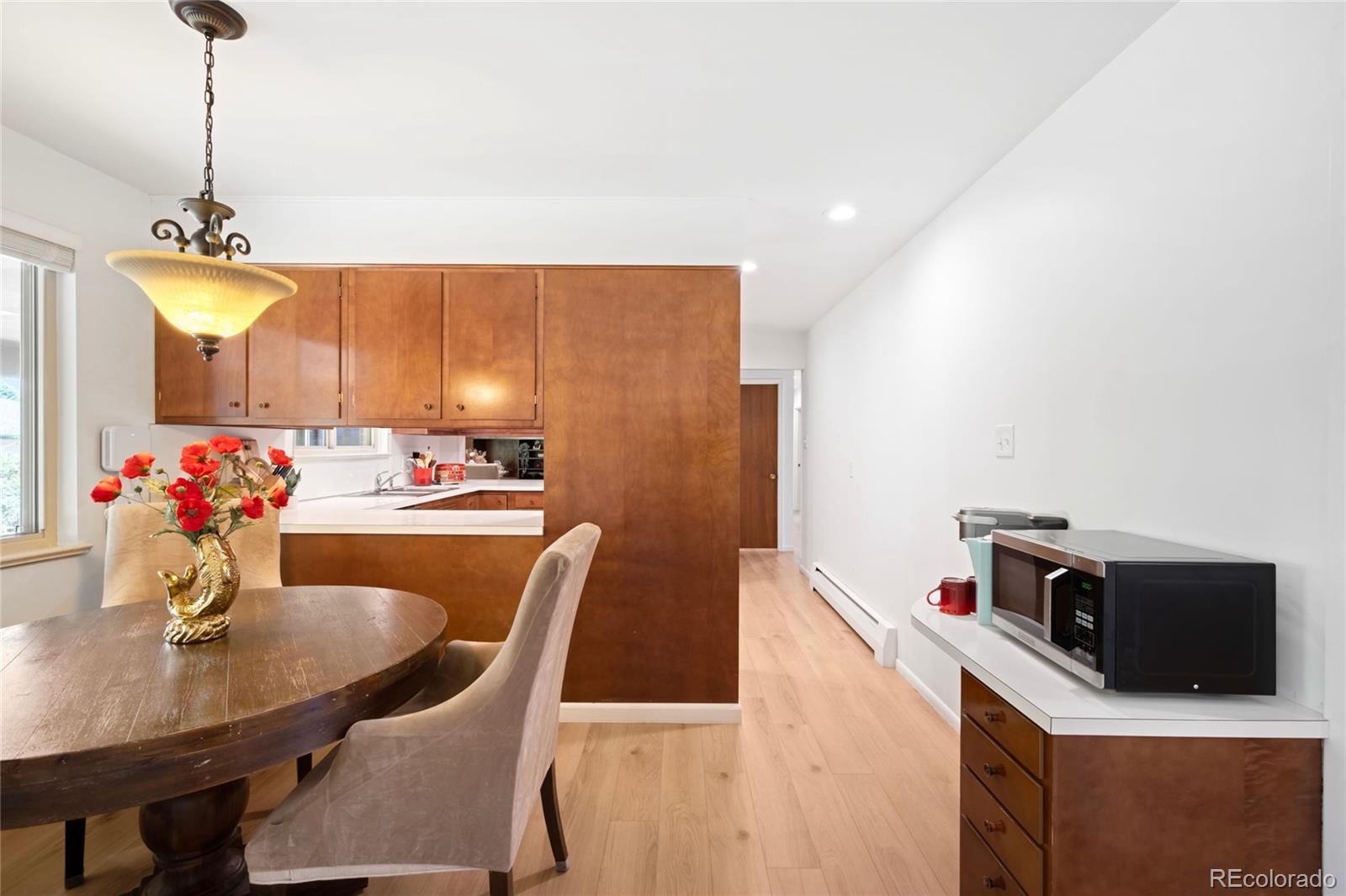 MLS Image #6 for 443 s niagara street,denver, Colorado