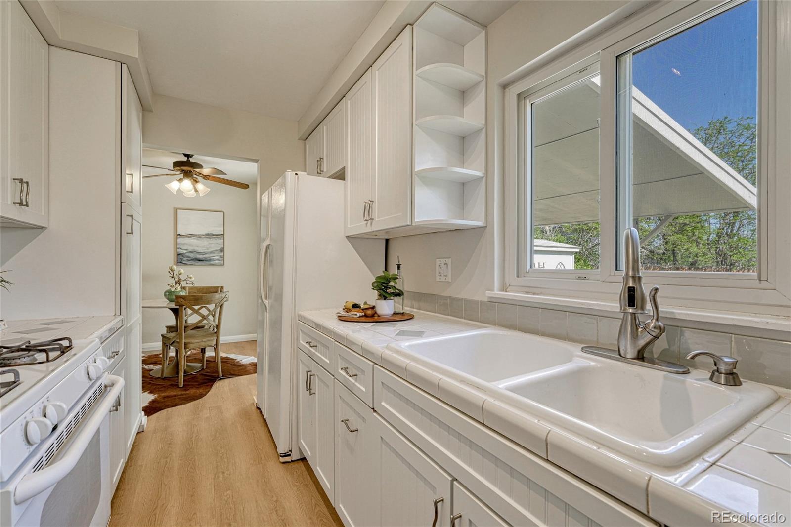 MLS Image #12 for 3084 s dexter way,denver, Colorado