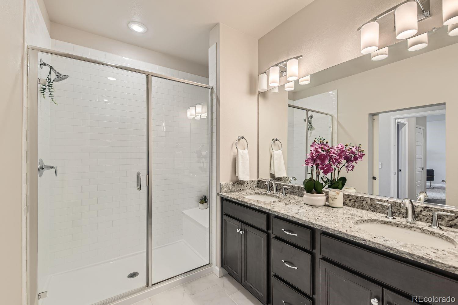 MLS Image #12 for 6153 n ceylon street,denver, Colorado