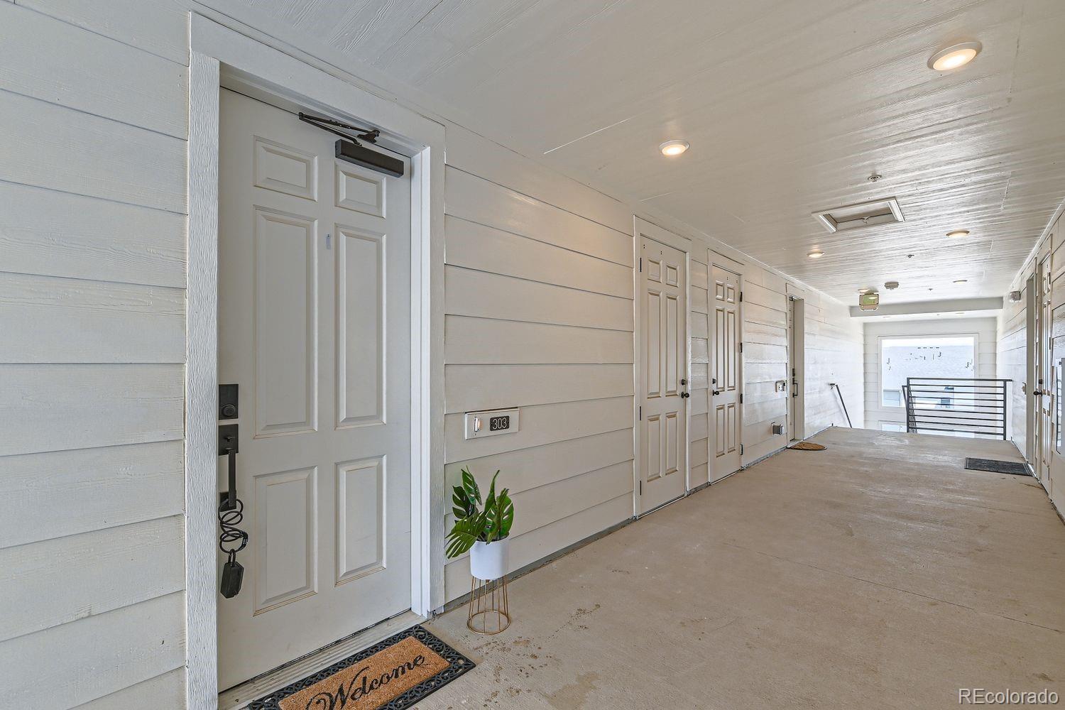 MLS Image #24 for 6153 n ceylon street,denver, Colorado