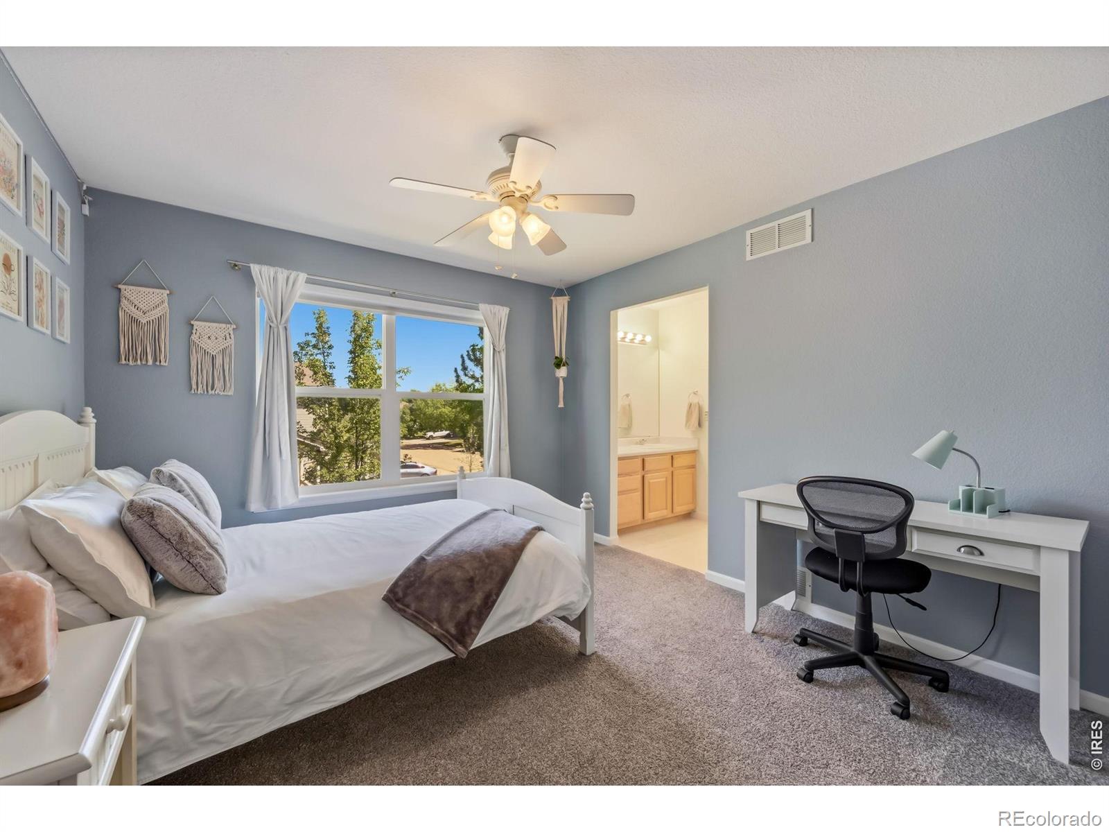 MLS Image #16 for 643  teal circle,longmont, Colorado