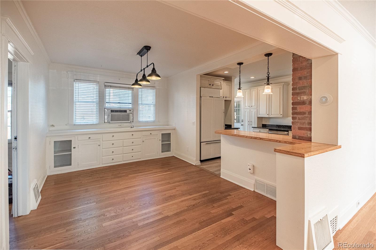 MLS Image #11 for 612  harrison street,denver, Colorado