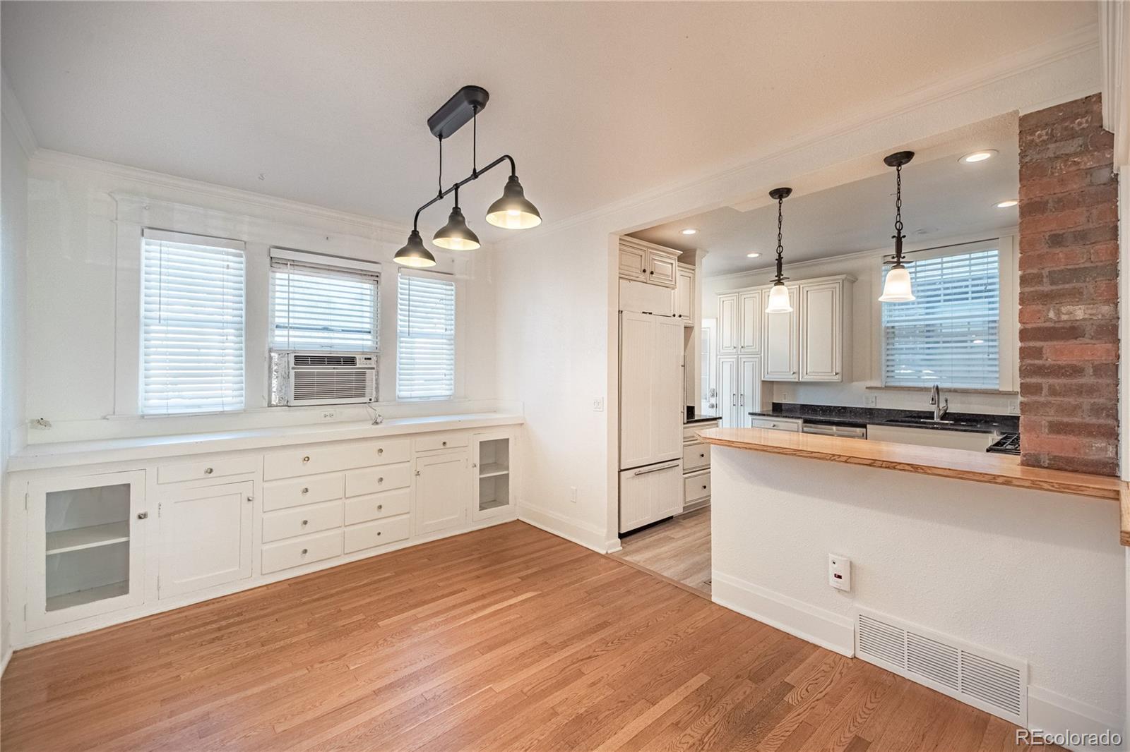 MLS Image #12 for 612  harrison street,denver, Colorado